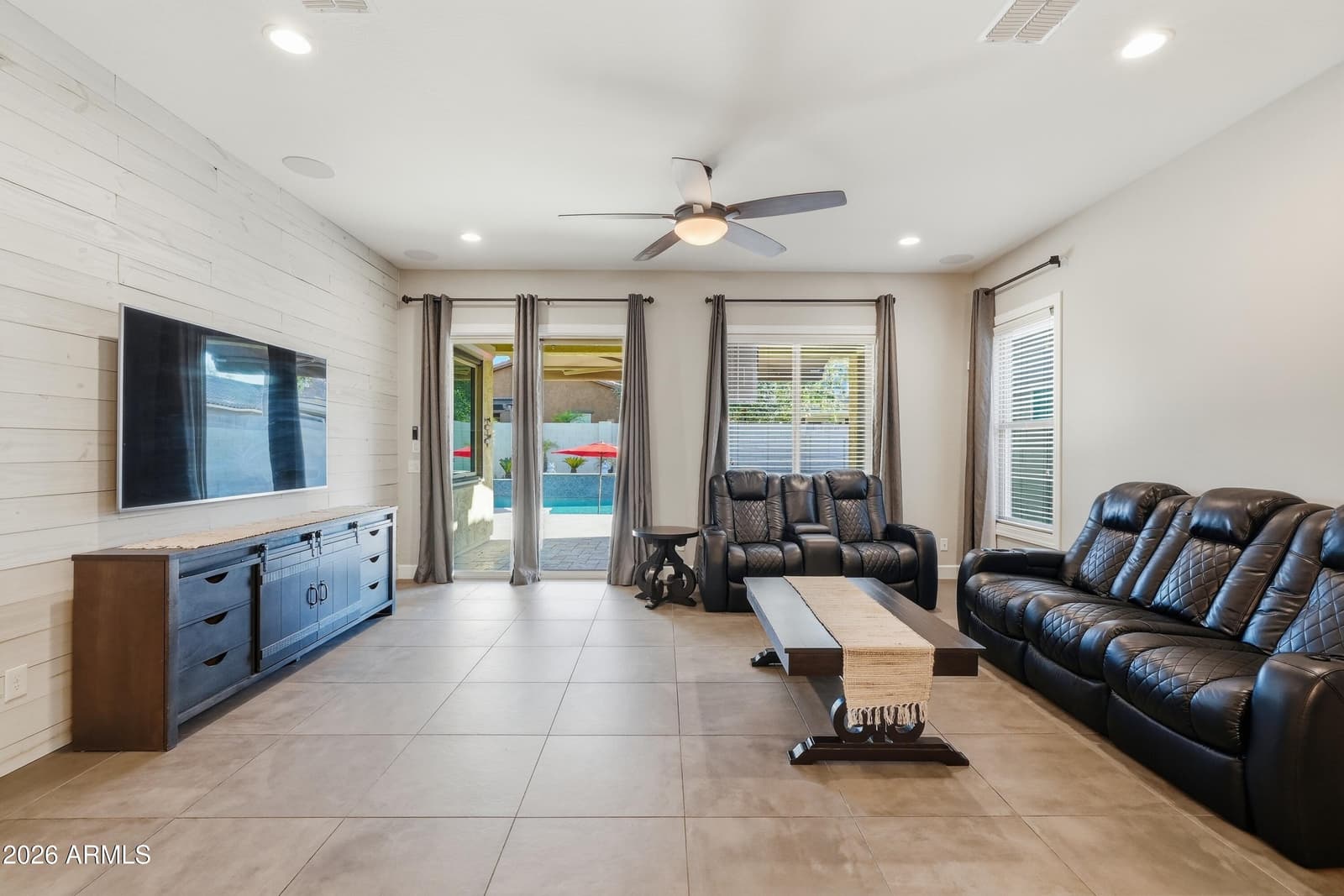 10333 W BUCKHORN Trail, Peoria, AZ 85383 — photo 39 of 114
