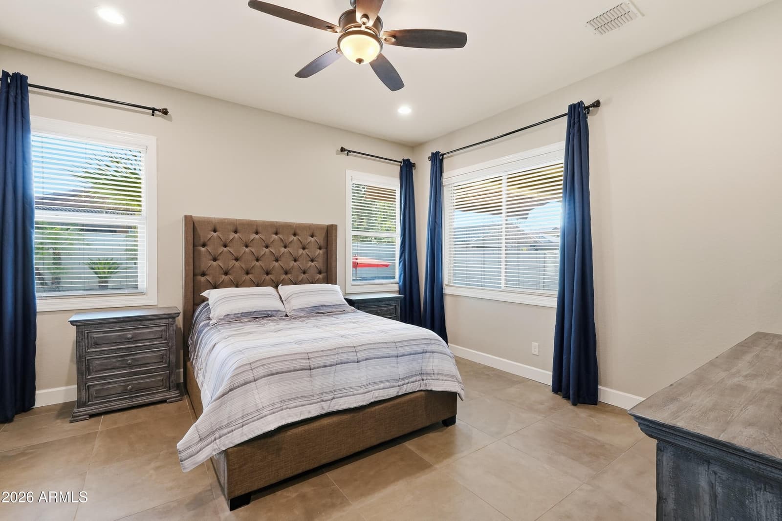 10333 W BUCKHORN Trail, Peoria, AZ 85383 — photo 42 of 114