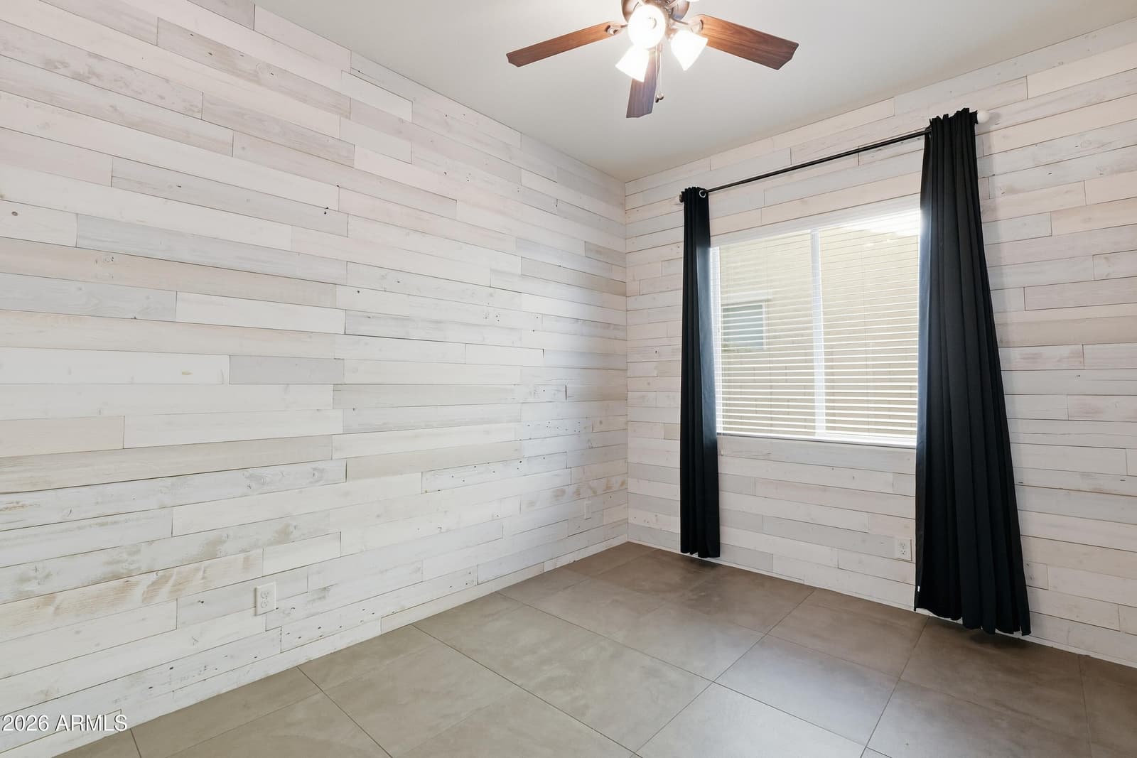 10333 W BUCKHORN Trail, Peoria, AZ 85383 — photo 48 of 114