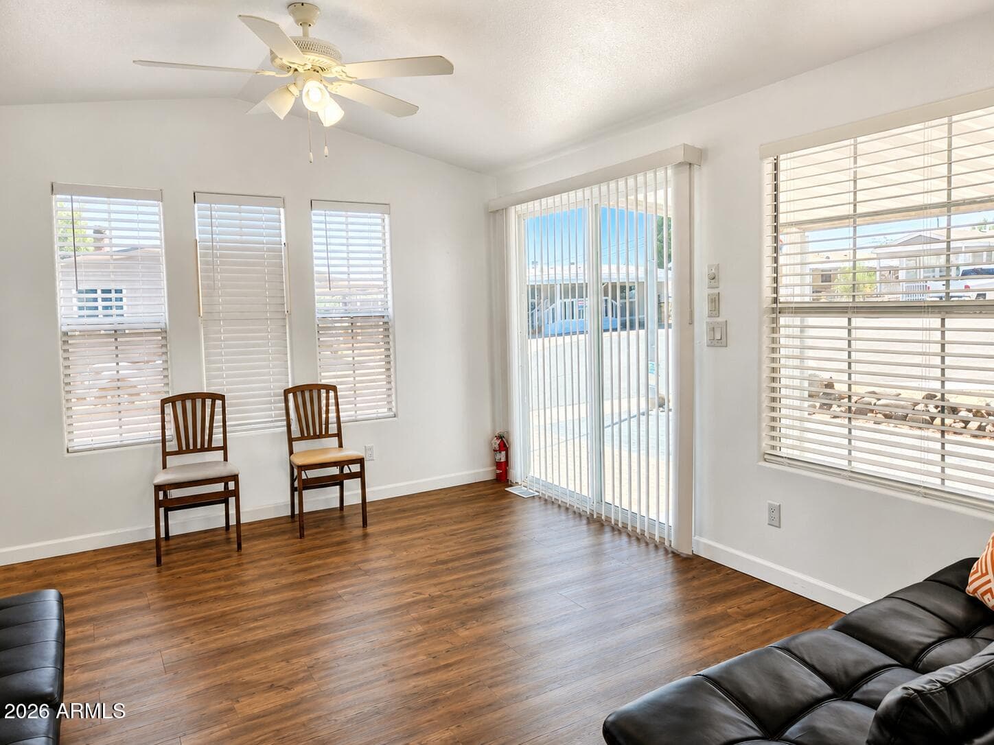 1614 E Villa Rita Drive, Phoenix, AZ 85022 — photo 5 of 21