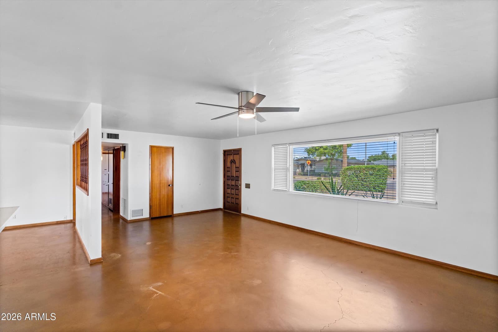 2051 W WINDSOR Avenue, Phoenix, AZ 85009 — photo 15 of 45