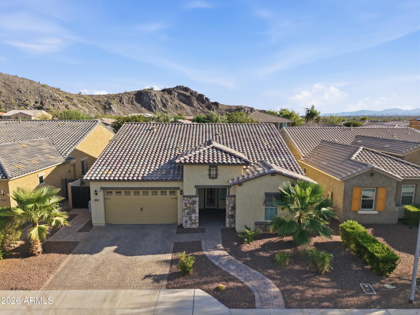 10333 W BUCKHORN Trail, Peoria, AZ 85383 — photo 14 of 114