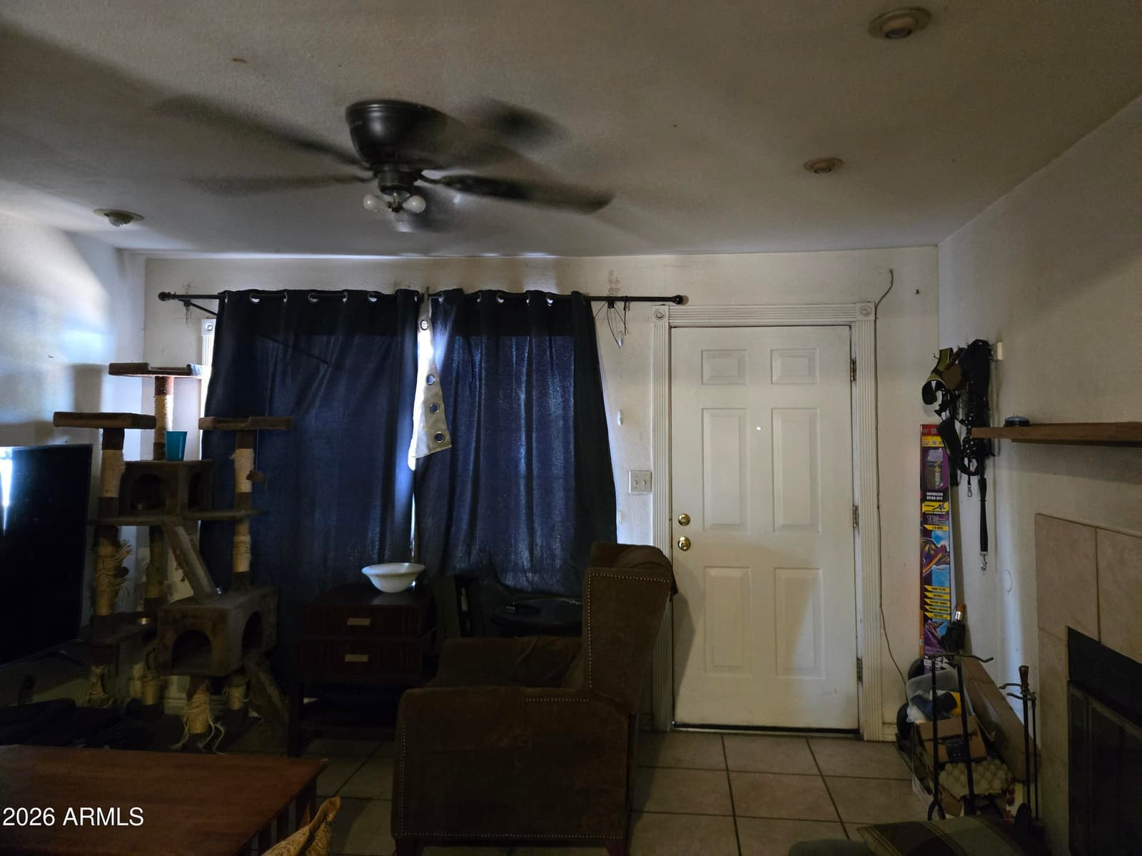 14630 N 31ST Lane, Phoenix, AZ 85053 — photo 8 of 10
