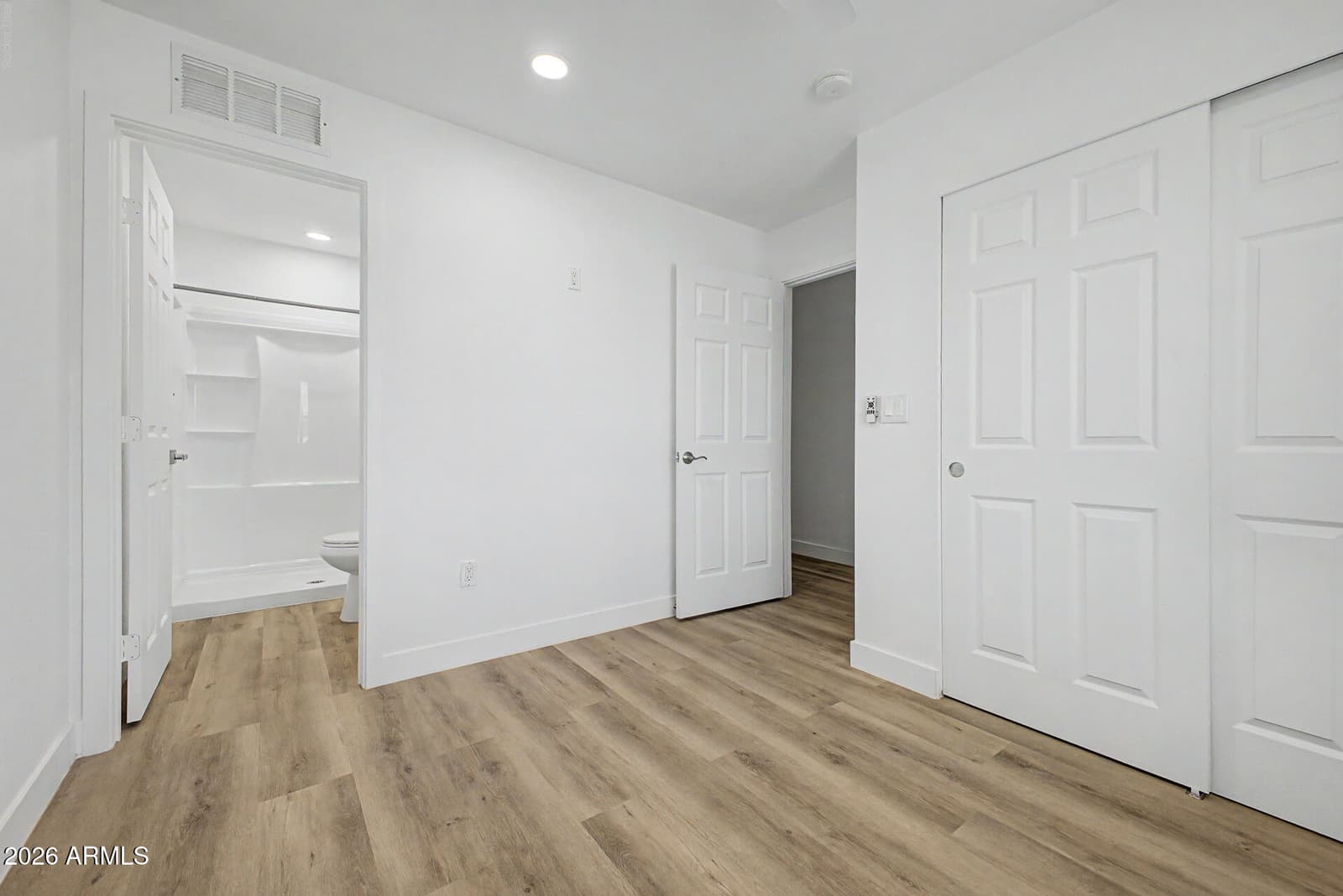 3351 W PARADISE Drive, Phoenix, AZ 85029 — photo 25 of 40