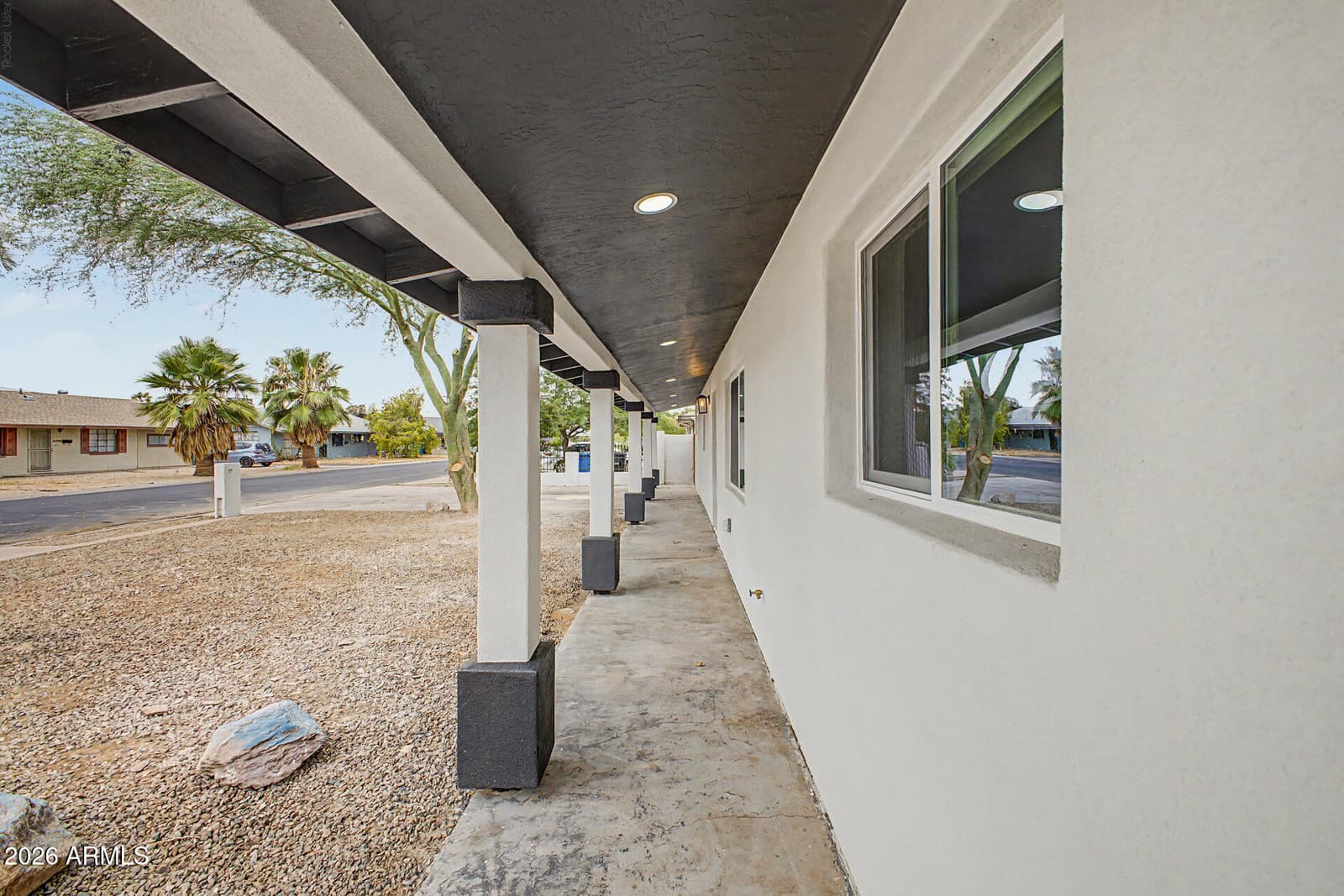 3302 W PIERSON Street, Phoenix, AZ 85017 — photo 4 of 28