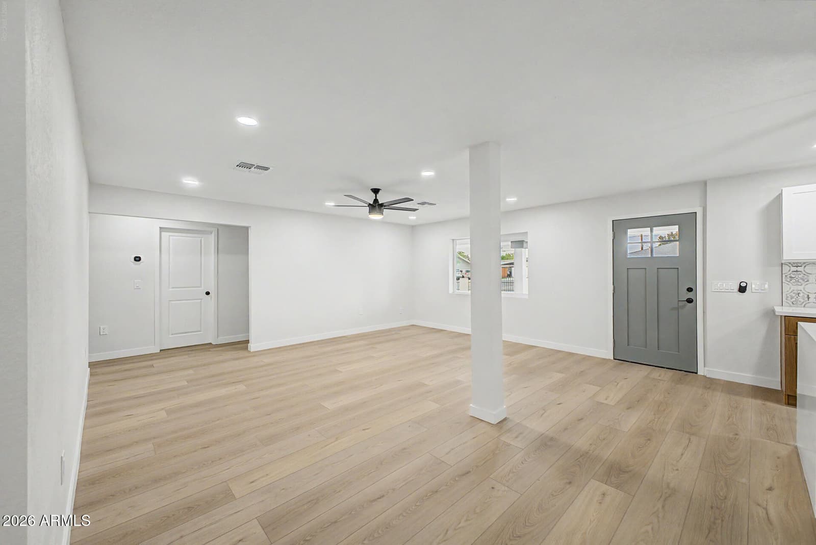 3302 W PIERSON Street, Phoenix, AZ 85017 — photo 5 of 28