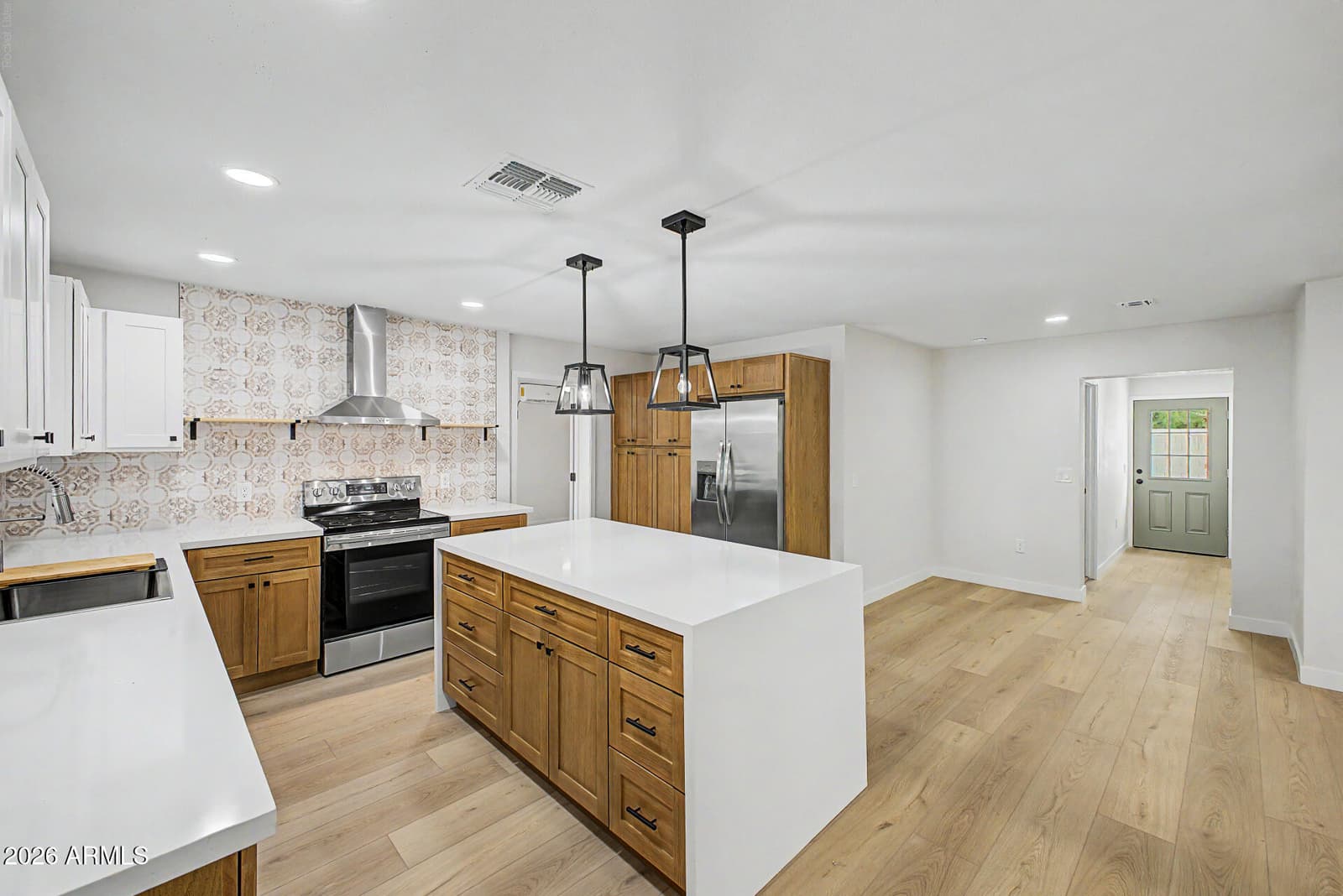 3302 W PIERSON Street, Phoenix, AZ 85017 — photo 11 of 28