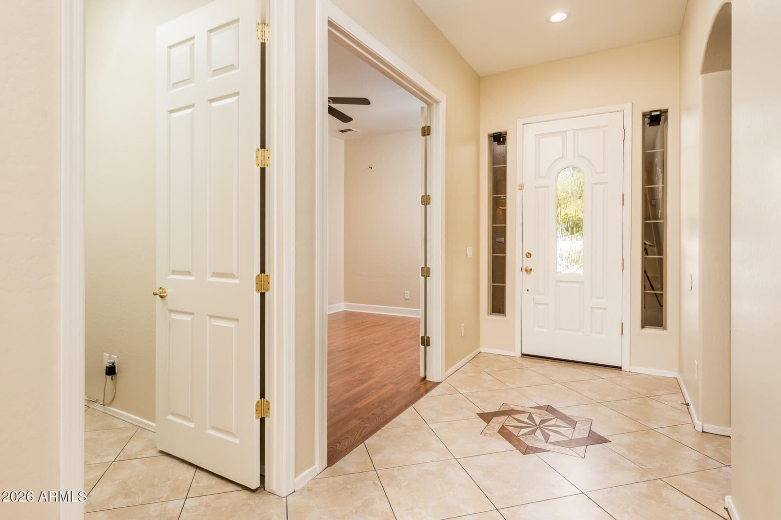 13503 W MONTE VISTA Circle, Goodyear, AZ 85395 — photo 6 of 44