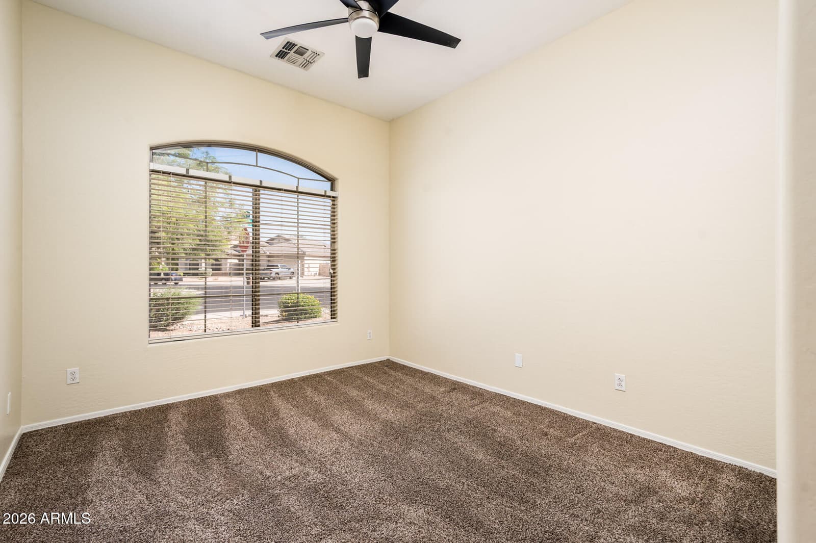 13503 W MONTE VISTA Circle, Goodyear, AZ 85395 — photo 29 of 44