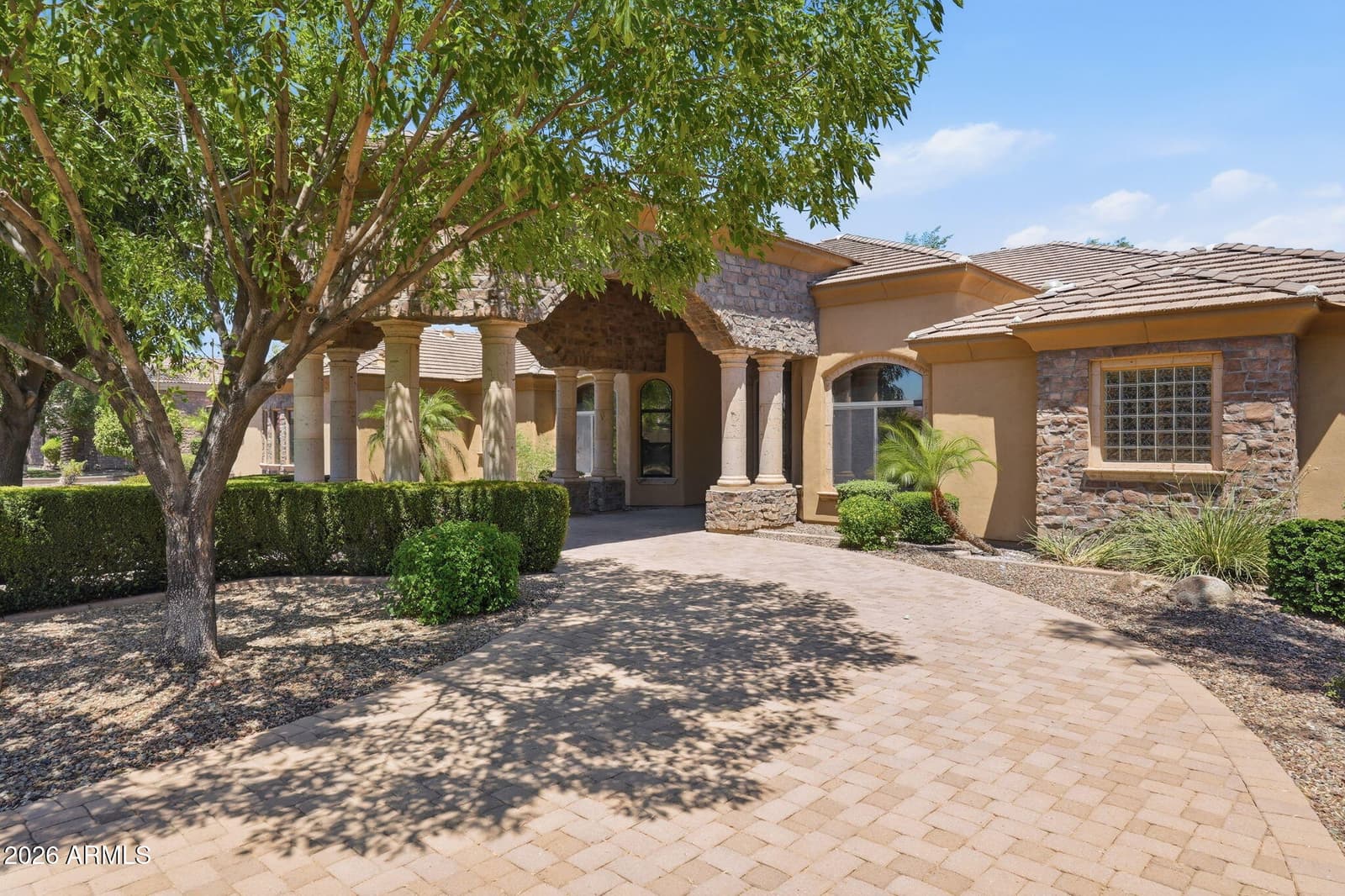6561 S OAKWOOD Way, Gilbert, AZ 85298 — photo 12 of 72