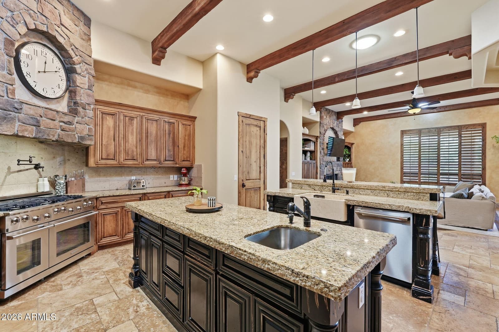 6561 S OAKWOOD Way, Gilbert, AZ 85298 — photo 3 of 72