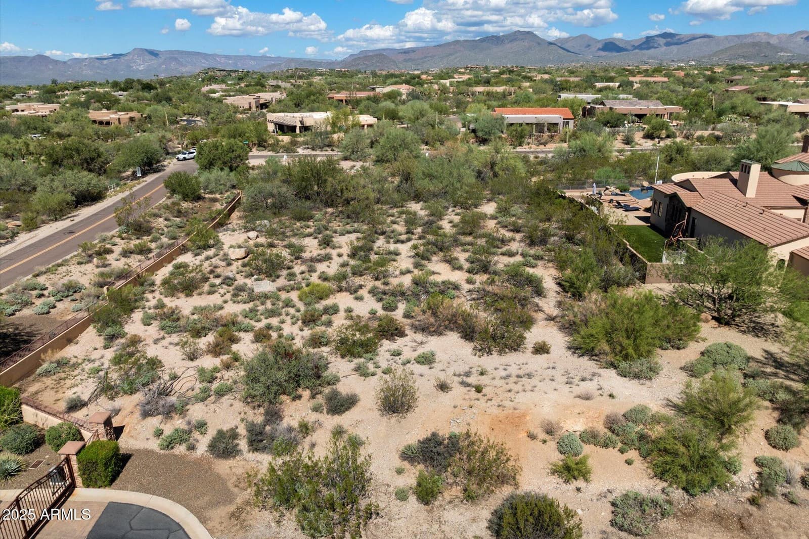 8030 E SUNFLOWER Court, Scottsdale, AZ 85266 — photo 9 of 11