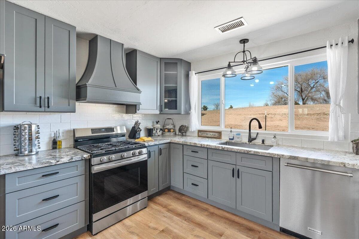 2480 W SUNDIAL Road, Chino Valley, AZ 86323 — photo 14 of 37