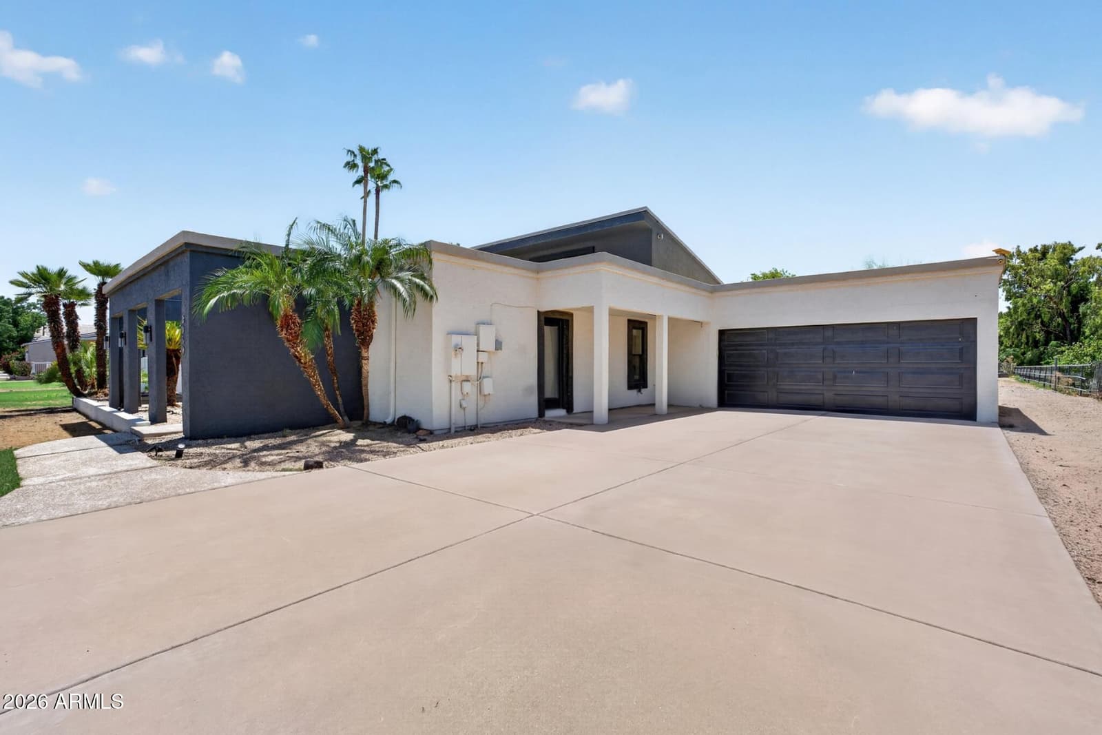 3059 E INVERNESS Avenue, Mesa, AZ 85204 — photo 6 of 61
