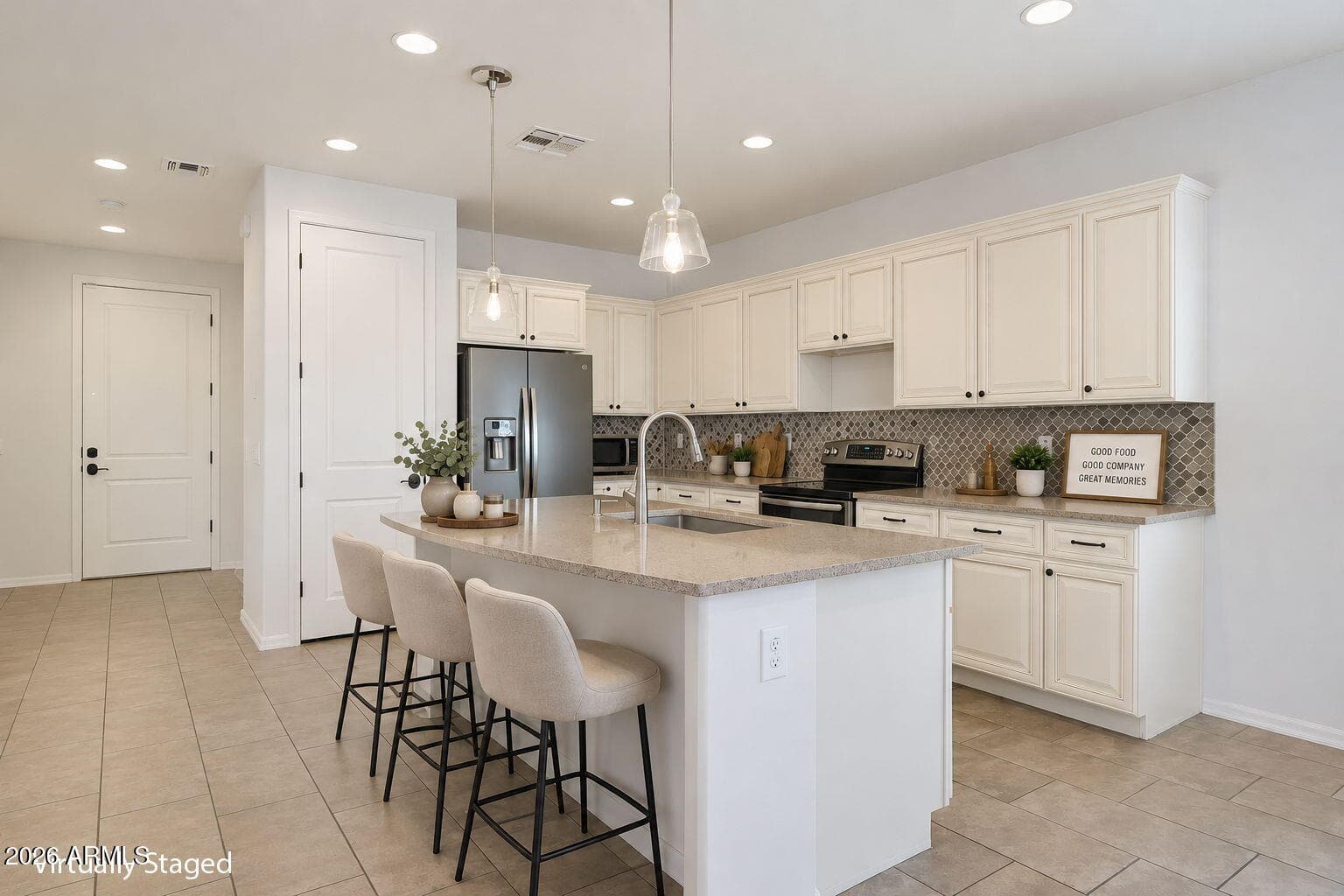 15912 S 11TH Way, Phoenix, AZ 85048 — photo 8 of 48
