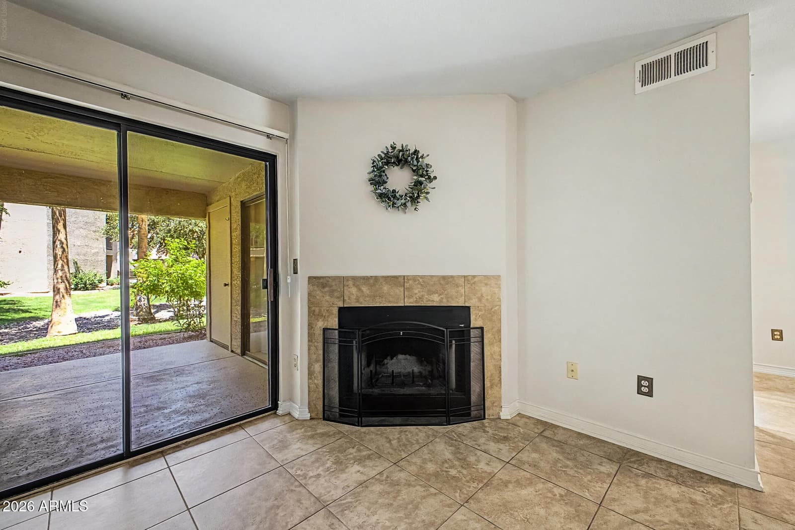 9450 N 95TH Street 105, Scottsdale, AZ 85258 — photo 13 of 29