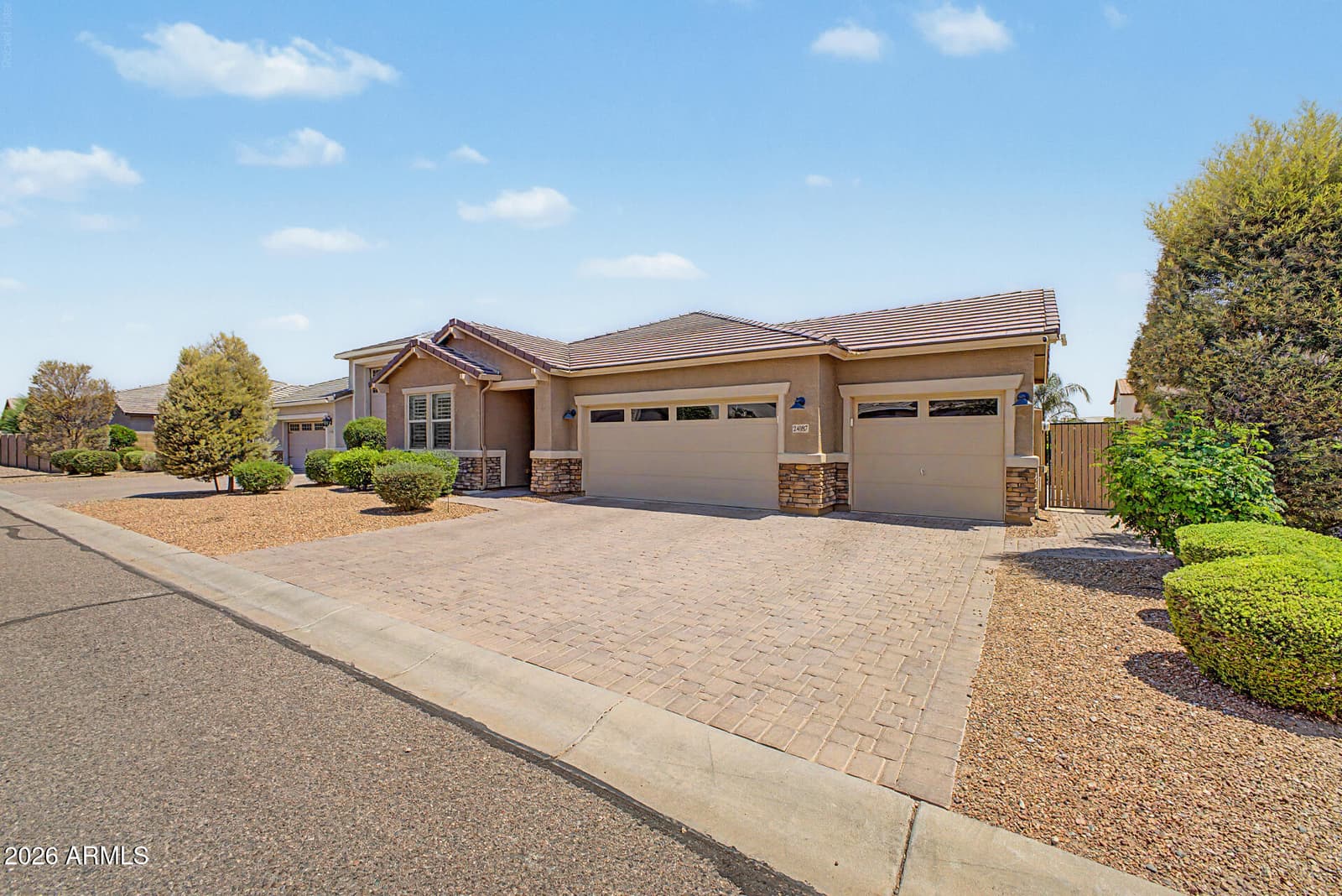24087 N WHEAT Road, Florence, AZ 85132 — photo 5 of 39