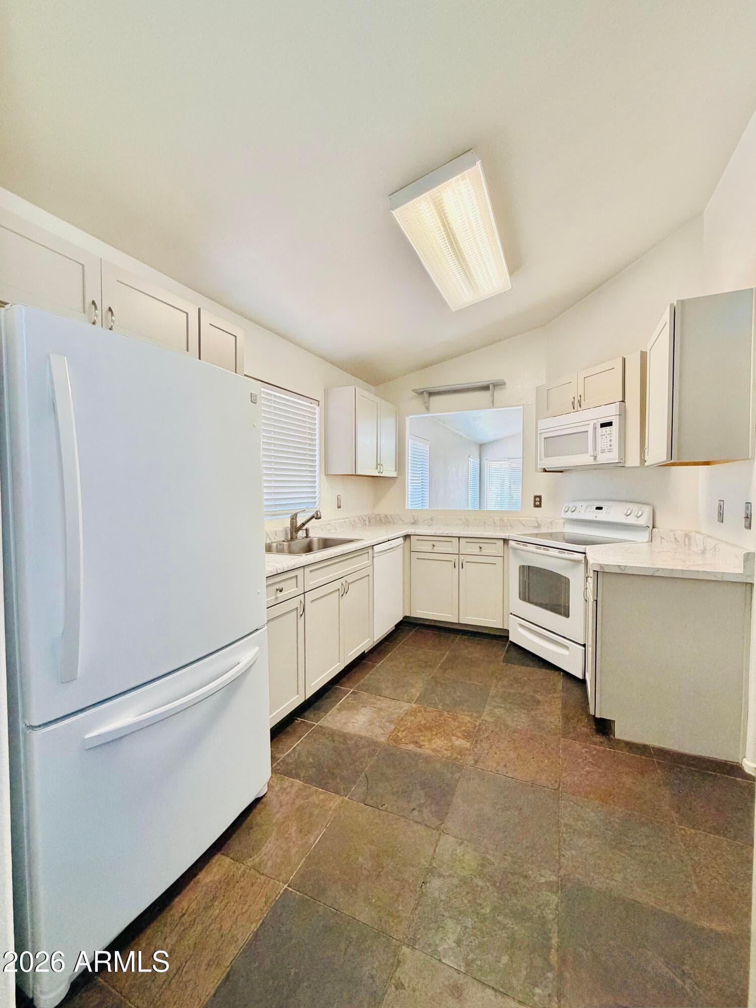 3609 W MARCO POLO Road, Glendale, AZ 85308 — photo 8 of 27