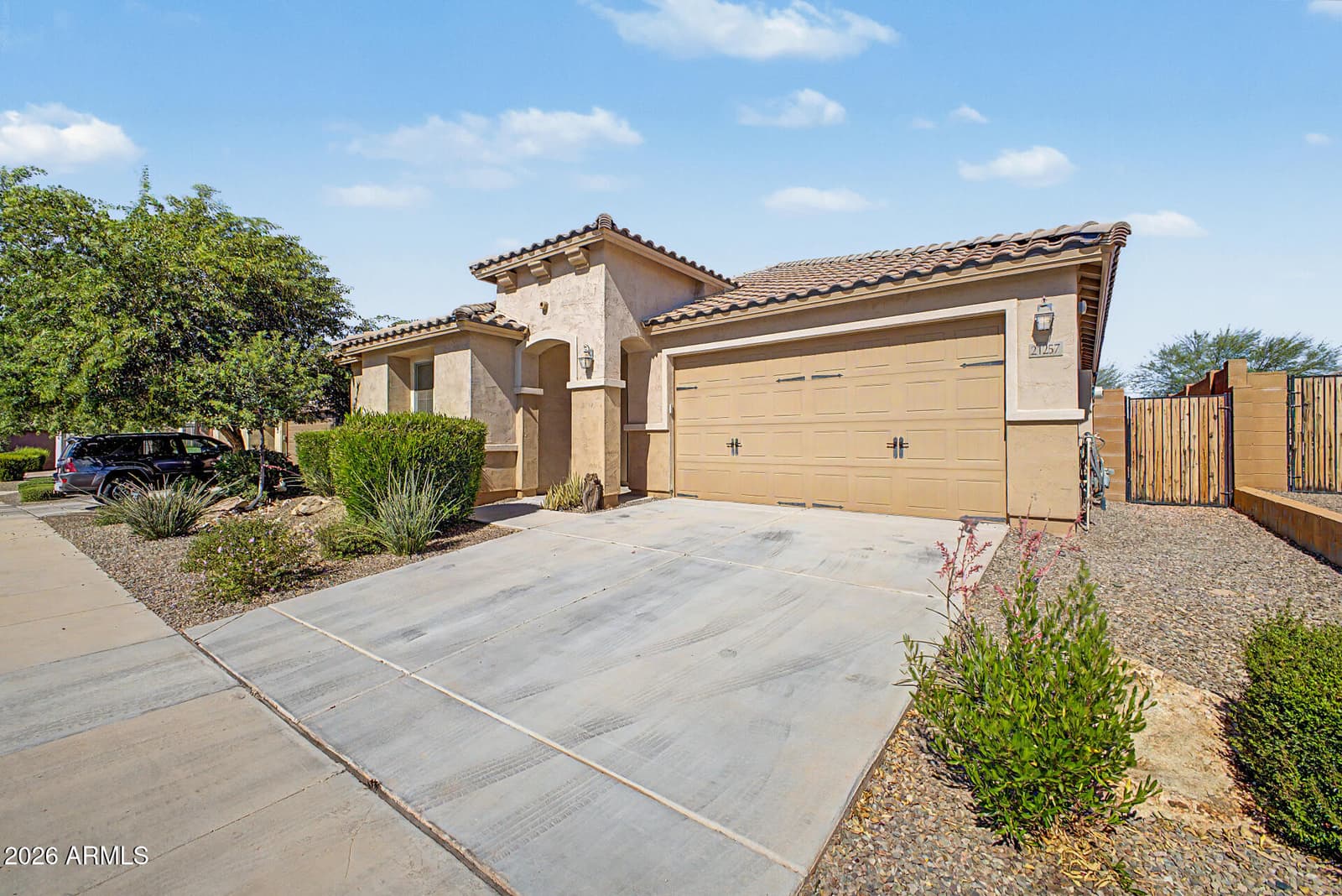 21257 N 260TH Drive, Buckeye, AZ 85396 — photo 3 of 30
