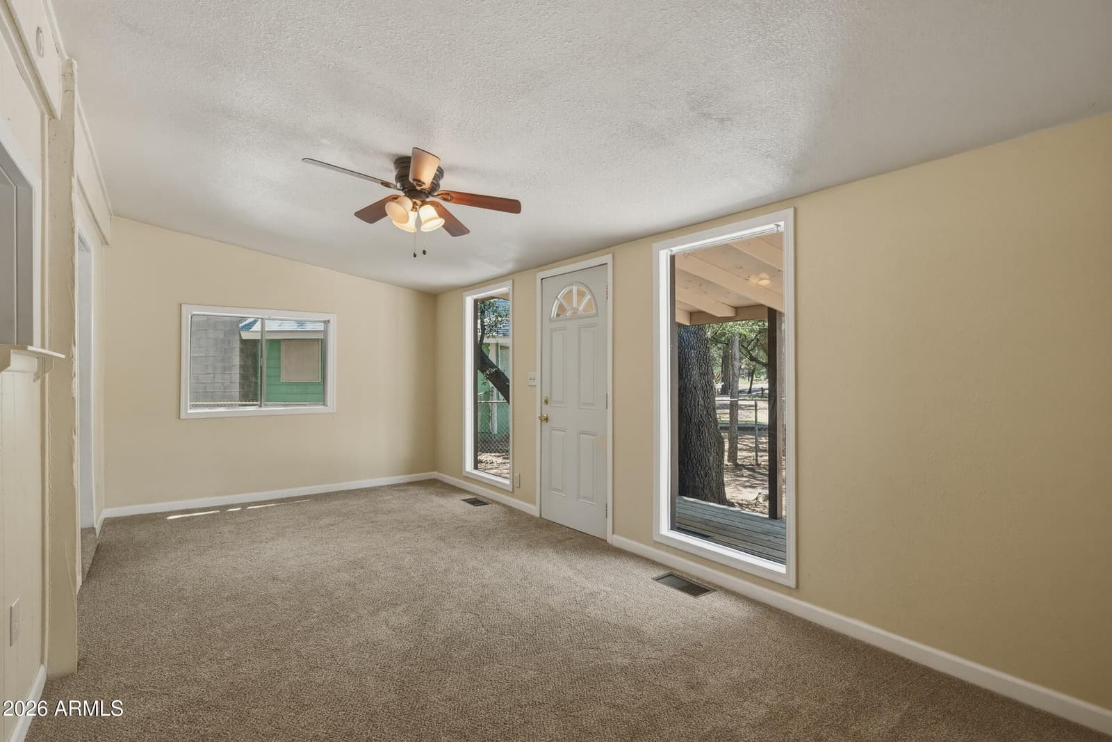 215 E AIRLINE Boulevard, Payson, AZ 85541 — photo 9 of 27