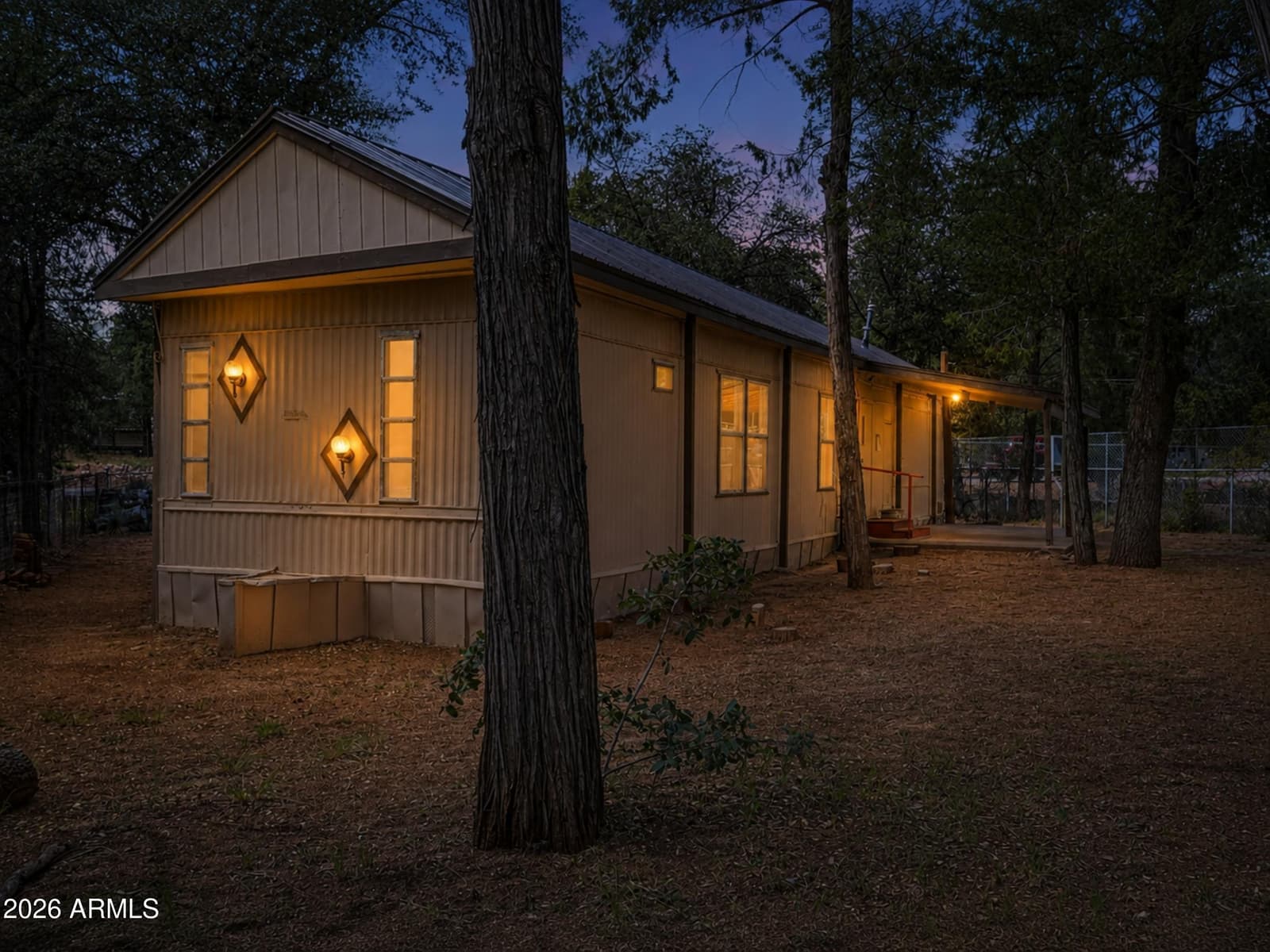 215 E AIRLINE Boulevard, Payson, AZ 85541 — photo 25 of 27