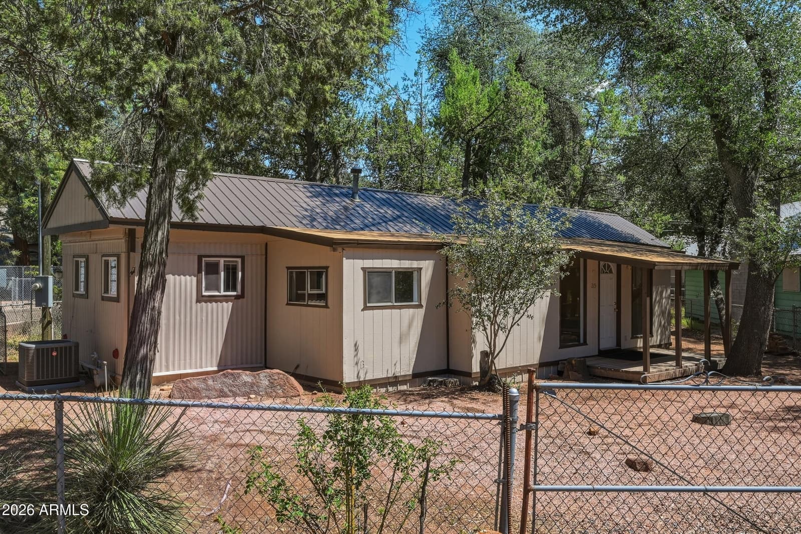 215 E AIRLINE Boulevard, Payson, AZ 85541 — photo 7 of 27