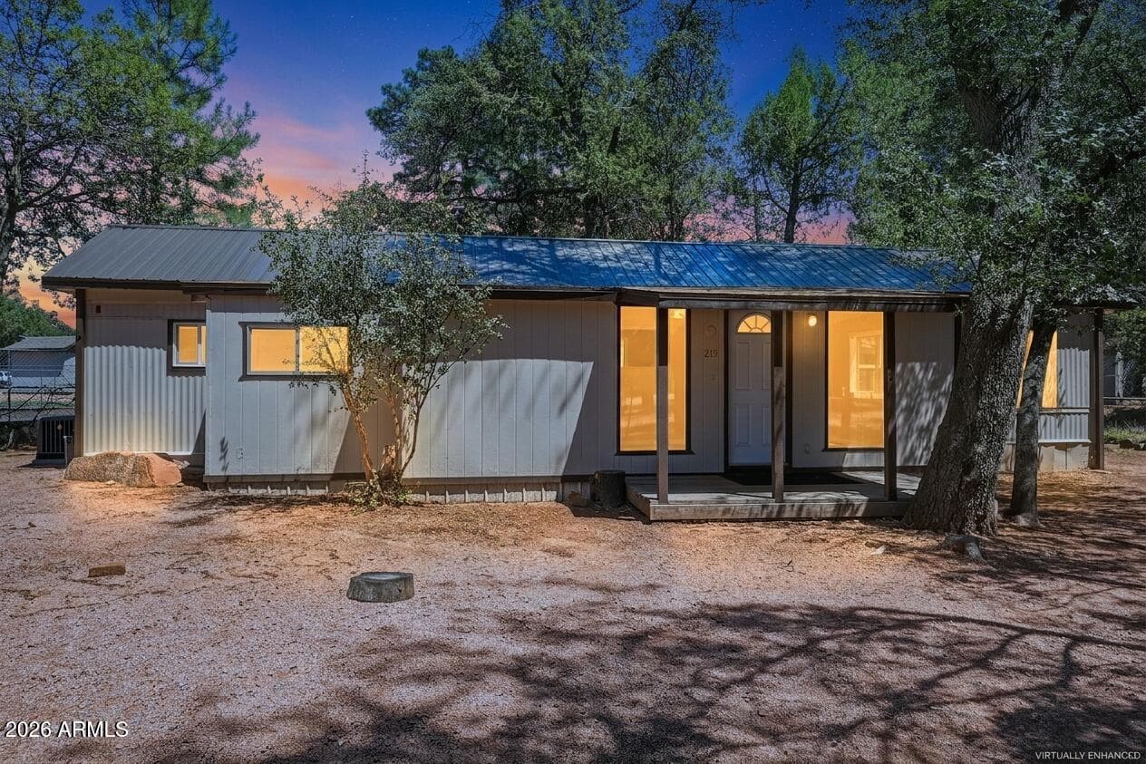 215 E AIRLINE Boulevard, Payson, AZ 85541 — photo 1 of 27