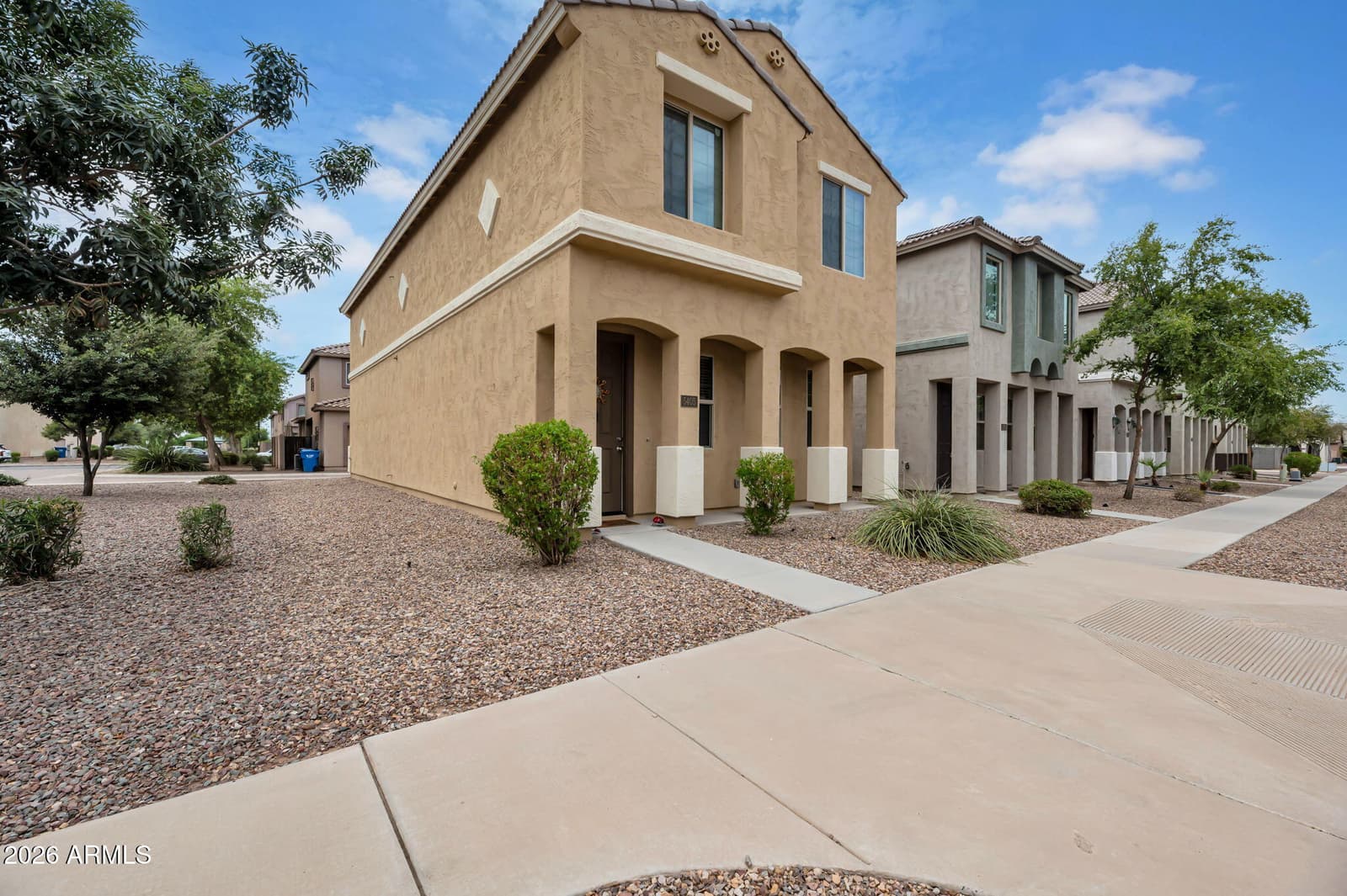 5405 W WARNER Street, Phoenix, AZ 85043 — photo 3 of 29