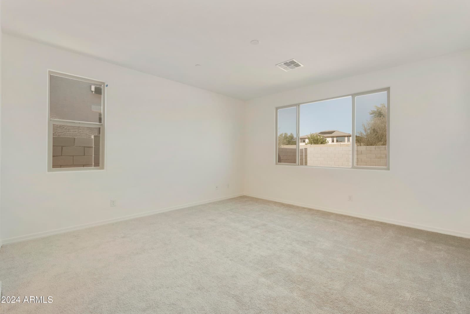 15664 W MERCER Lane, Surprise, AZ 85379 — photo 20 of 56