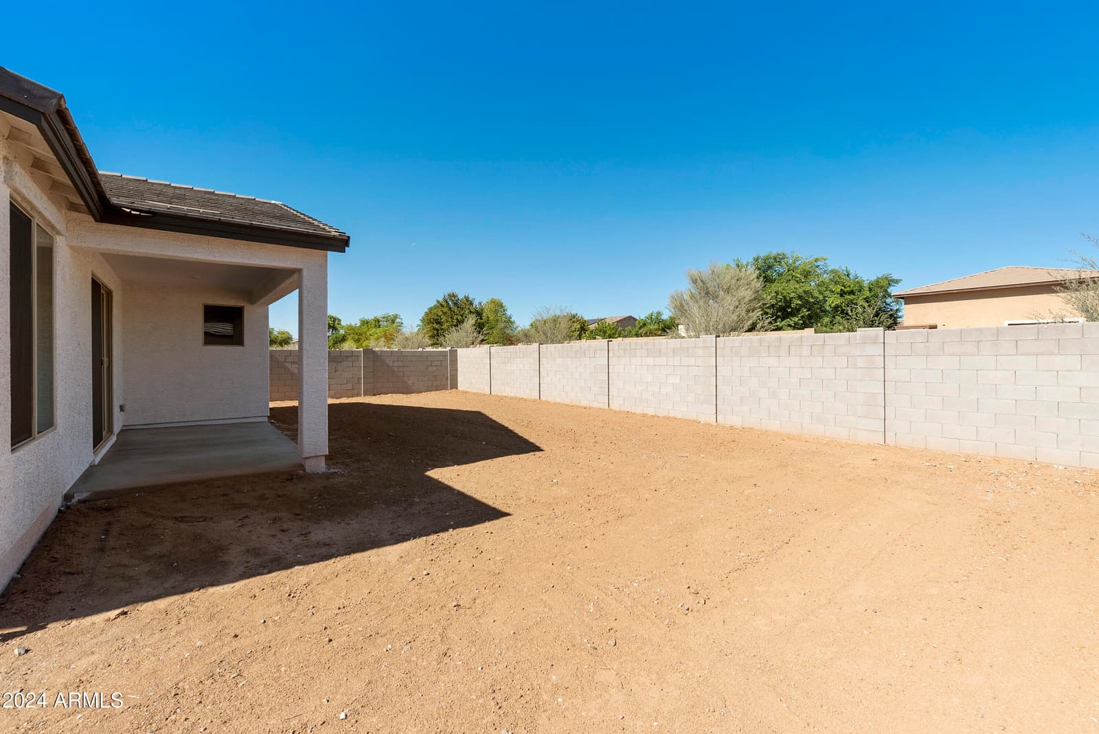 15664 W MERCER Lane, Surprise, AZ 85379 — photo 31 of 56