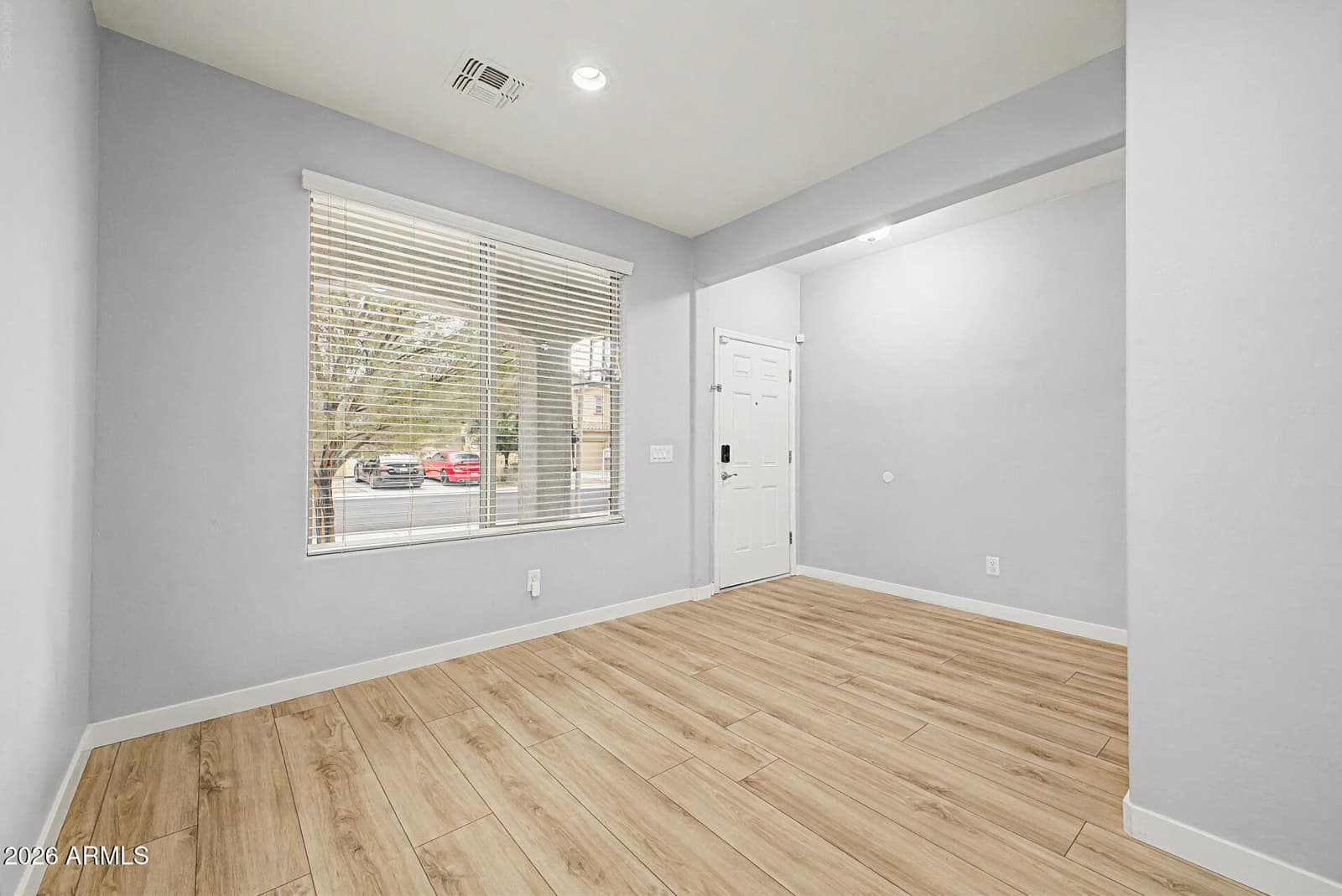 2318 W ALICIA Drive, Phoenix, AZ 85041 — photo 3 of 61