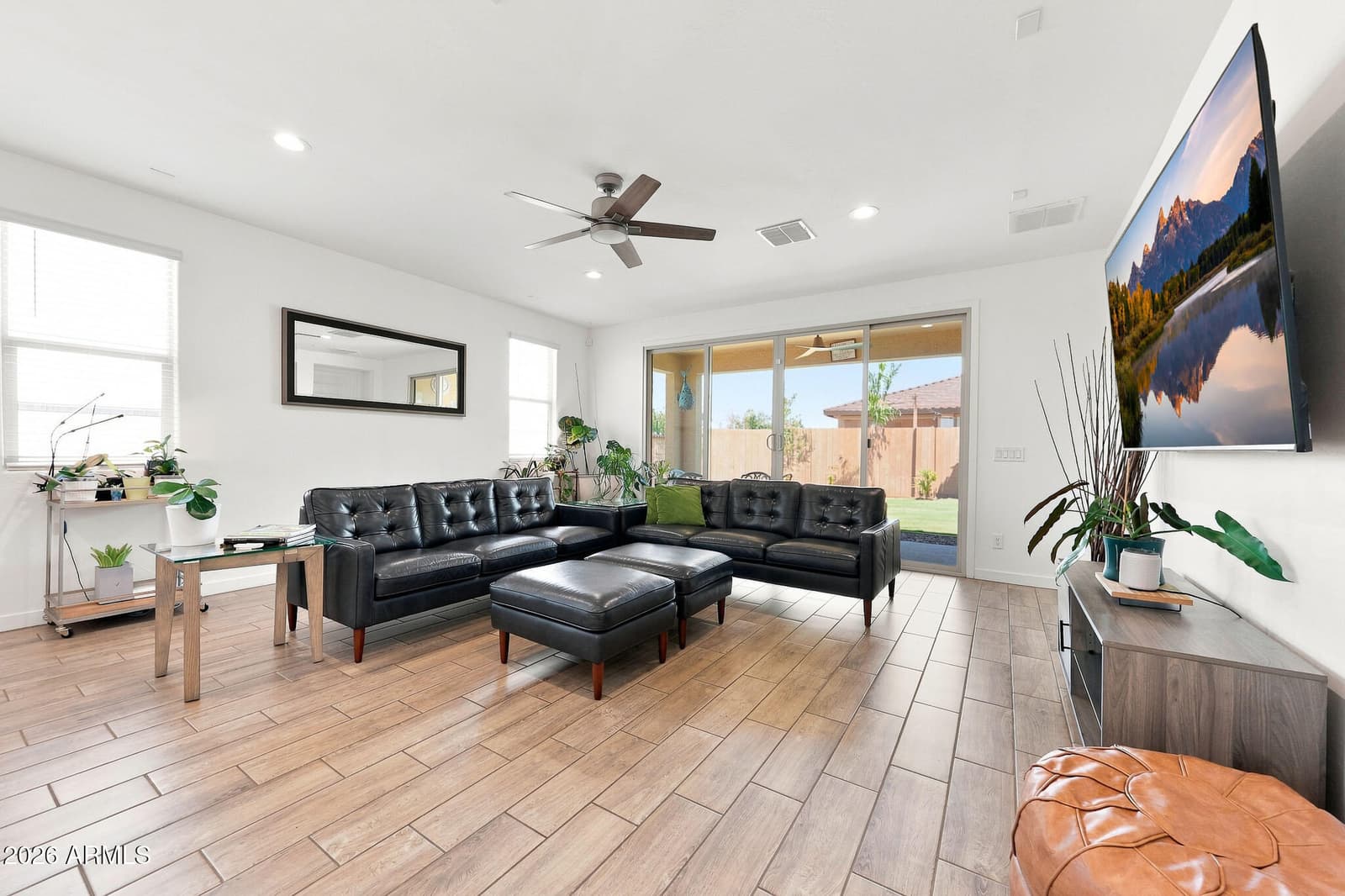 2208 E PALMDALE Lane, Gilbert, AZ 85298 — photo 12 of 42
