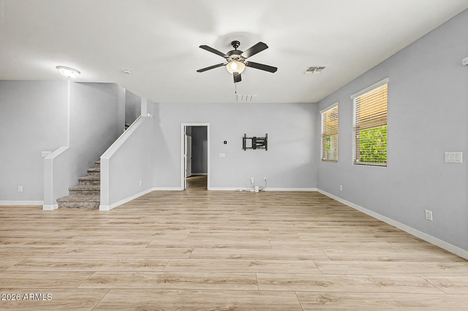 2318 W ALICIA Drive, Phoenix, AZ 85041 — photo 15 of 61
