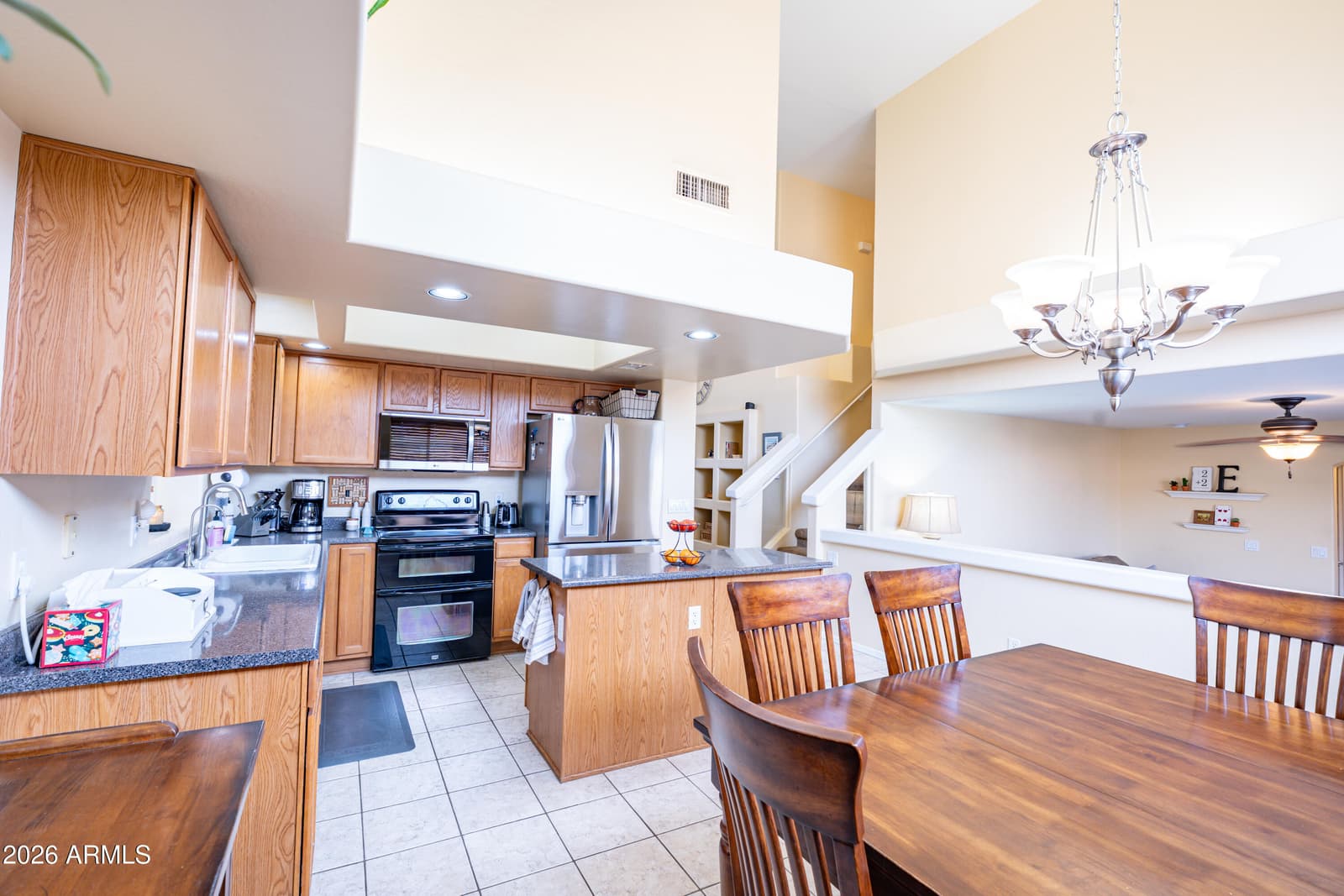 9644 W Hatcher Road, Peoria, AZ 85345 — photo 15 of 39