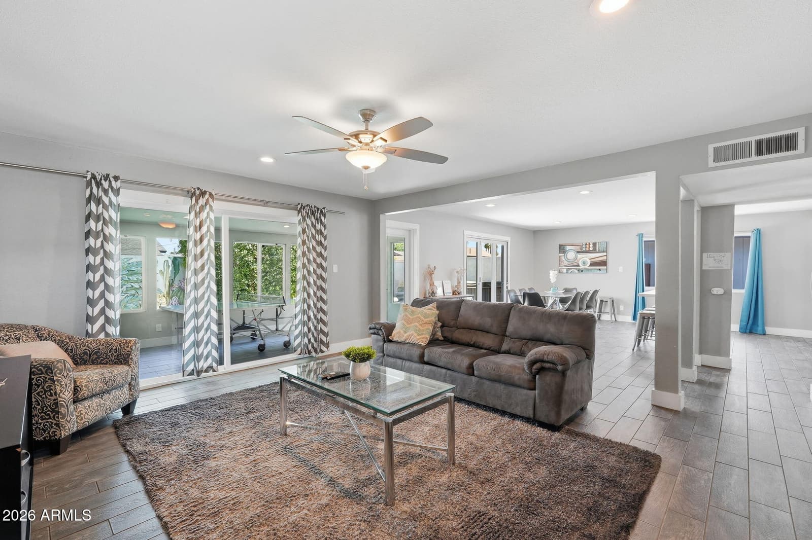 8310 E DEVONSHIRE Avenue, Scottsdale, AZ 85251 — photo 3 of 35