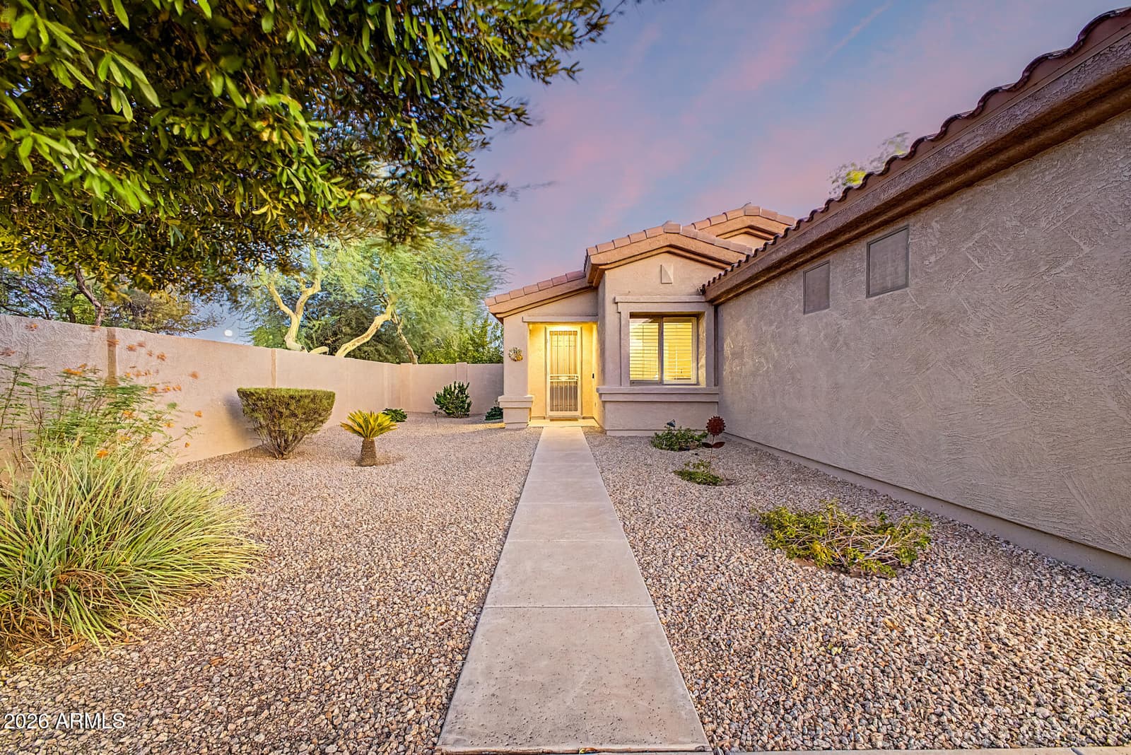 14007 W EDGEMONT Avenue, Goodyear, AZ 85395 — photo 3 of 53