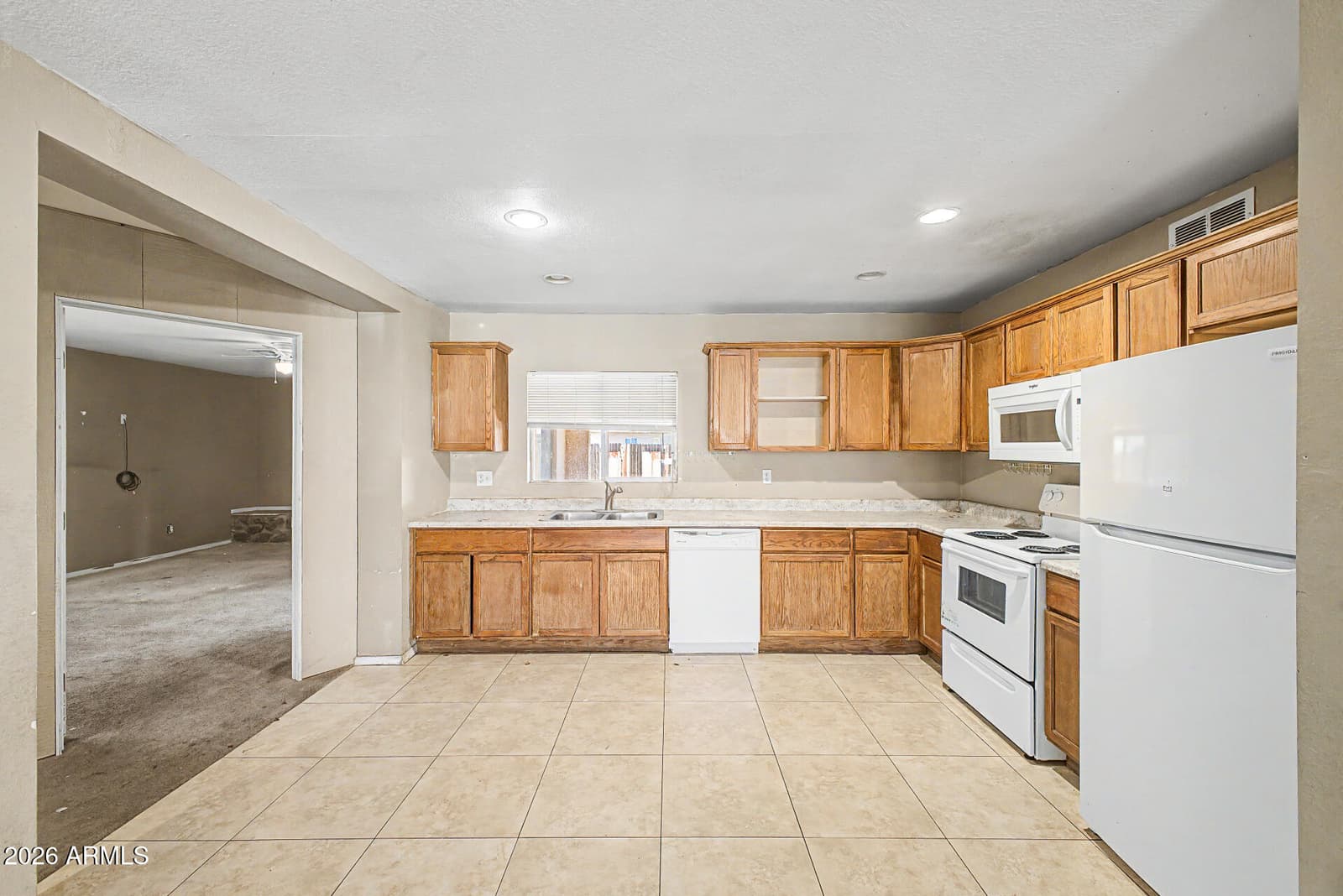 5807 W CAMBRIDGE Avenue, Phoenix, AZ 85035 — photo 13 of 41