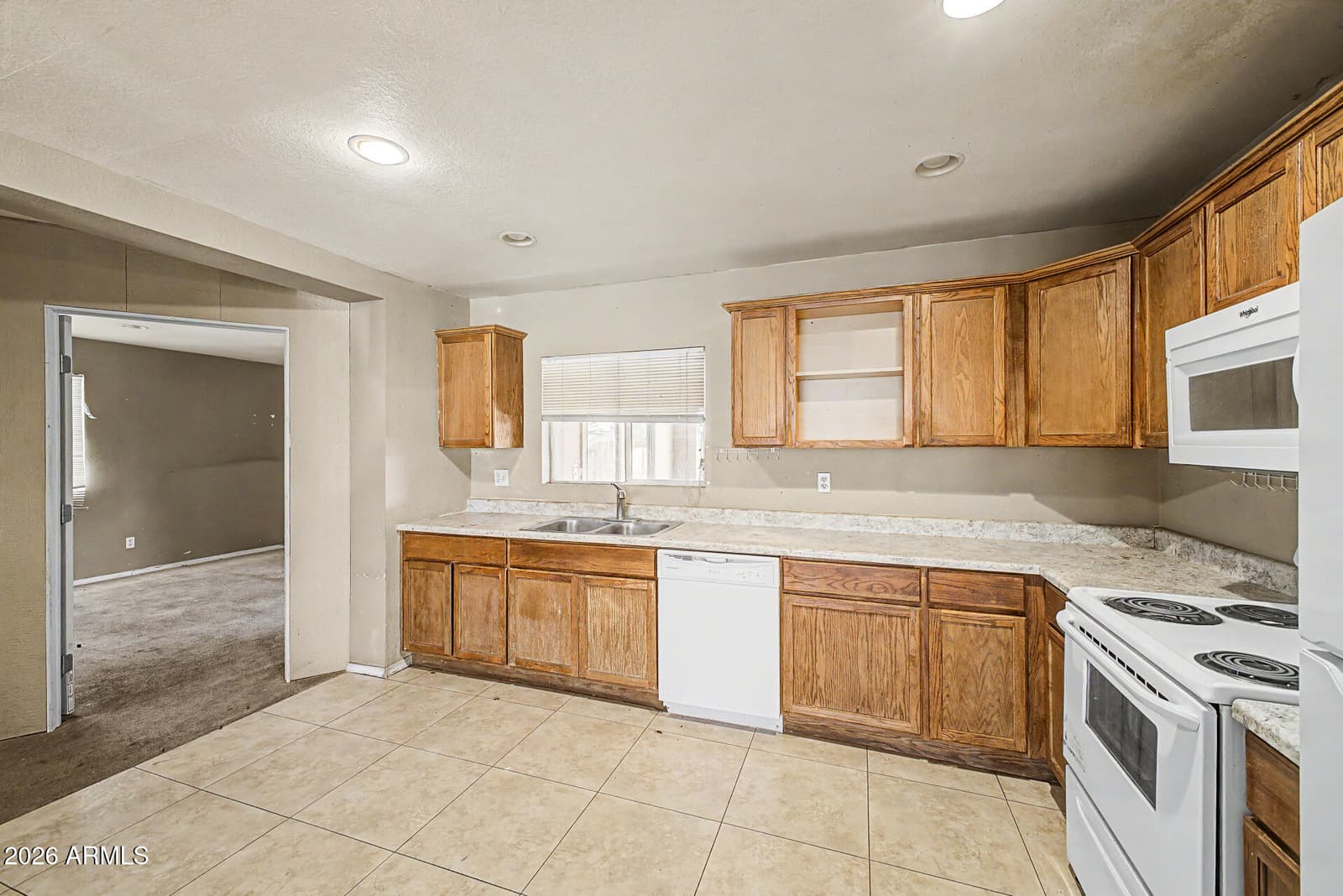 5807 W CAMBRIDGE Avenue, Phoenix, AZ 85035 — photo 16 of 41