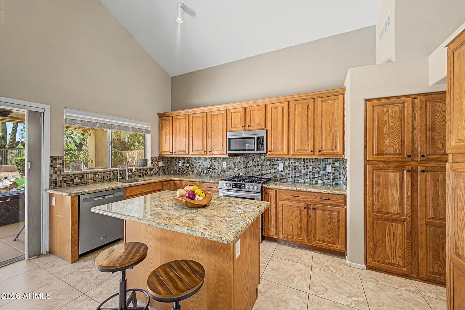 10394 E Hillery Drive, Scottsdale, AZ 85255 — photo 10 of 42