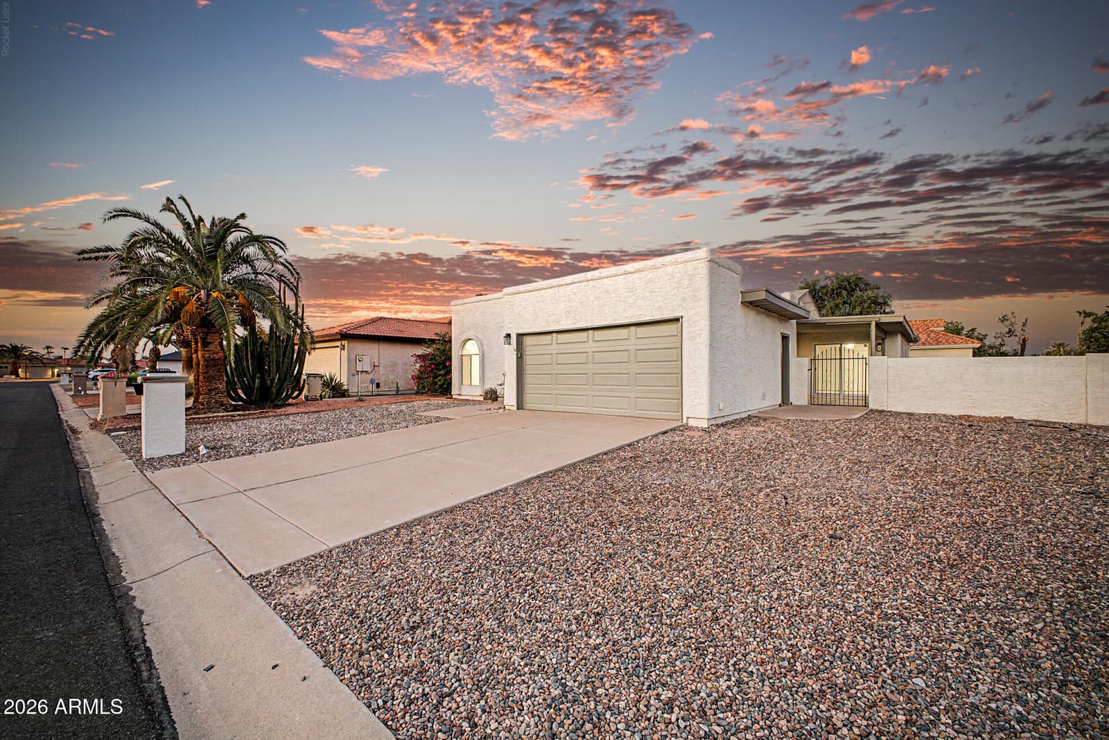 26621 S SHUMAKER Drive, Sun Lakes, AZ 85248 — photo 5 of 37