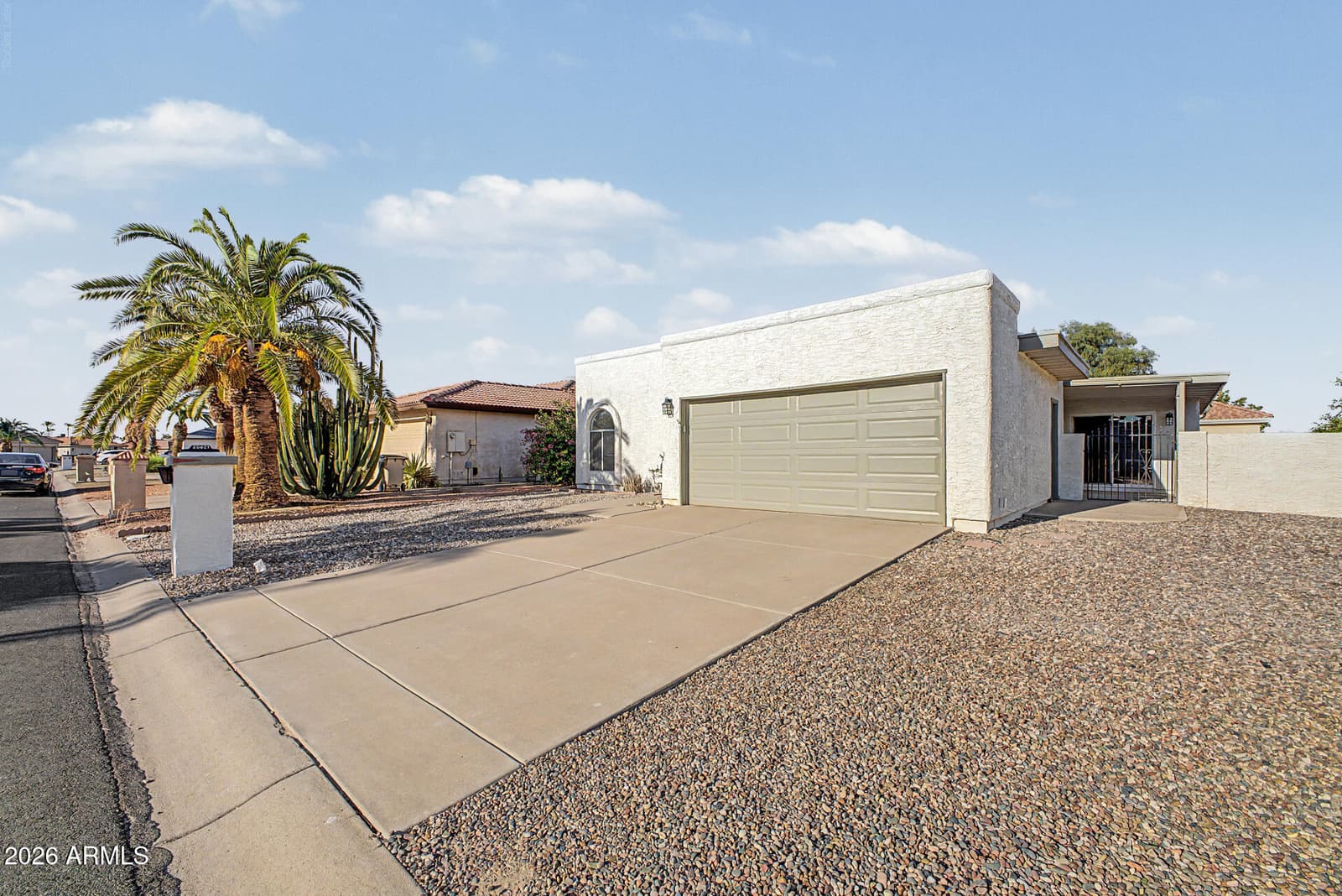 26621 S SHUMAKER Drive, Sun Lakes, AZ 85248 — photo 11 of 37