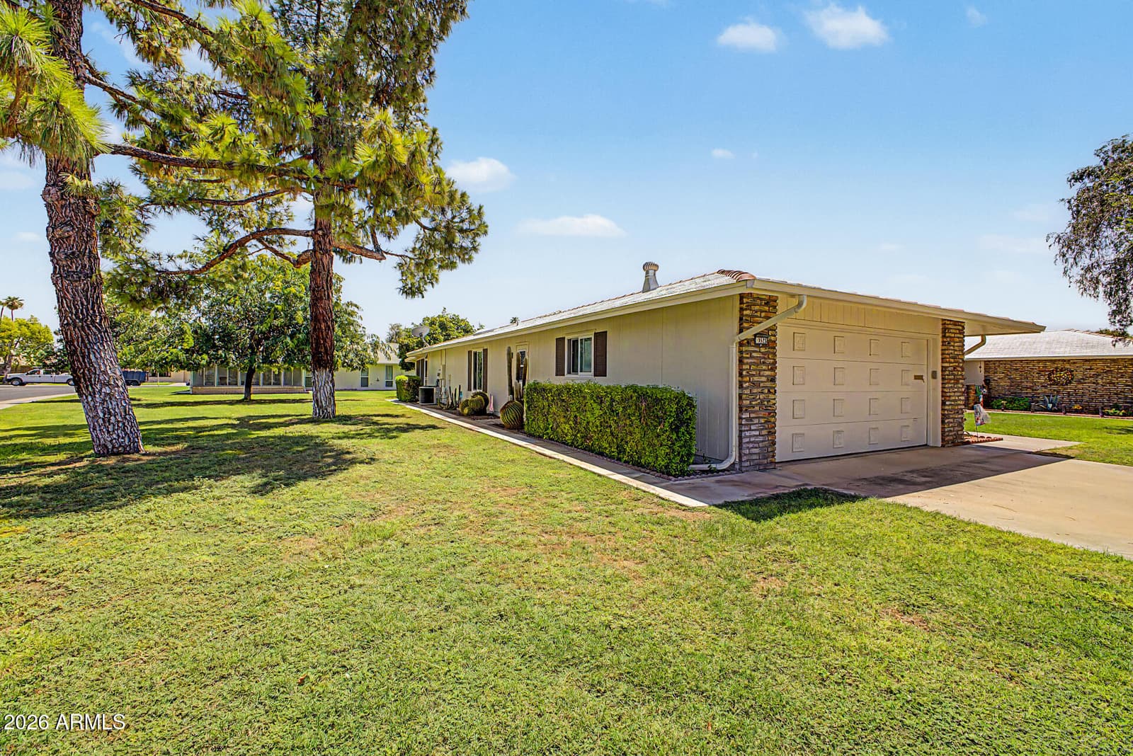 9525 W SHASTA Drive, Sun City, AZ 85351 — photo 4 of 35