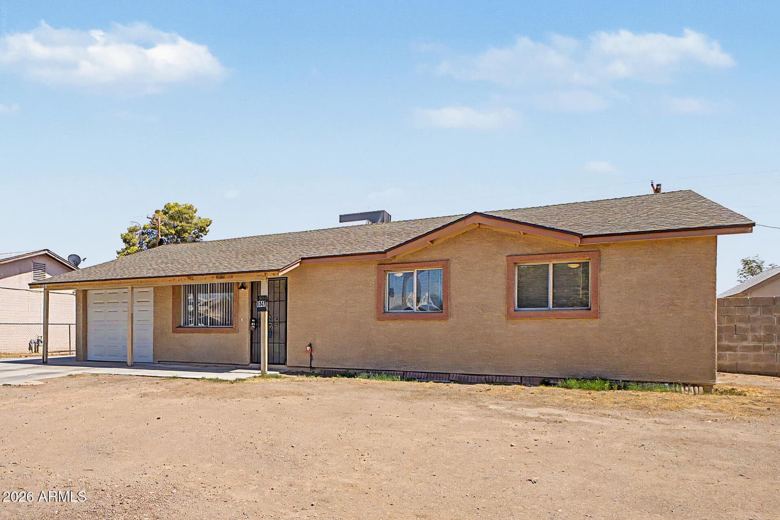 8141 W INDIANOLA Avenue, Phoenix, AZ 85033 — photo 4 of 36