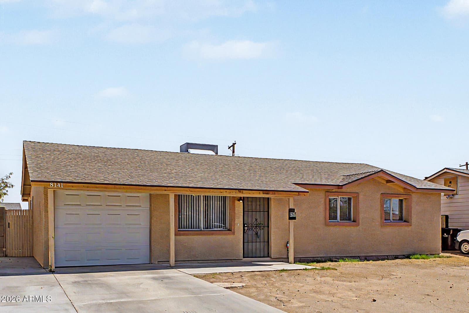 8141 W INDIANOLA Avenue, Phoenix, AZ 85033 — photo 6 of 36