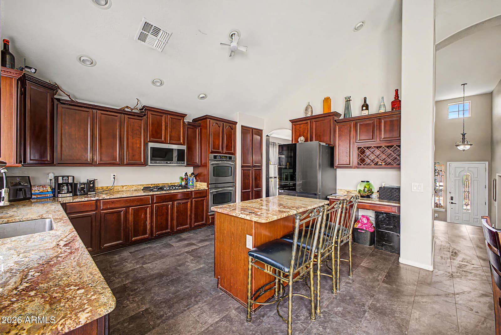 8606 W MORTEN Avenue, Glendale, AZ 85305 — photo 15 of 59