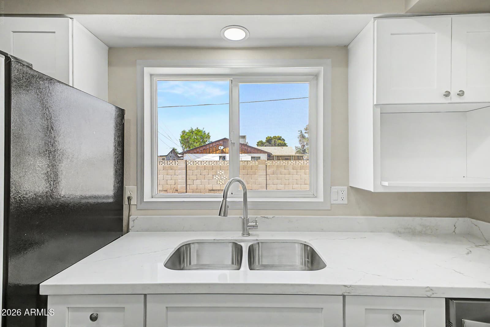 5602 W VIRGINIA Avenue, Phoenix, AZ 85035 — photo 16 of 37