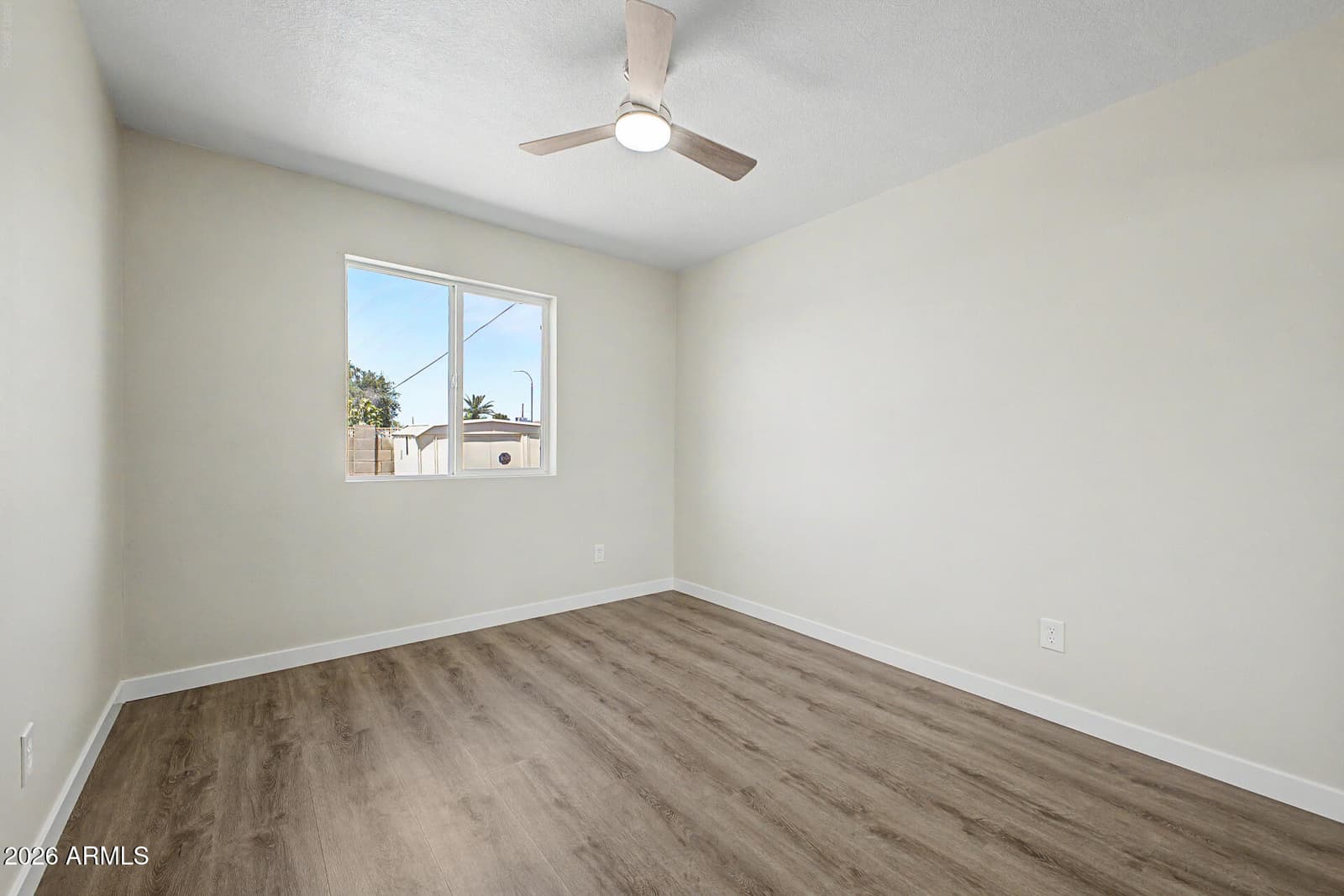 5602 W VIRGINIA Avenue, Phoenix, AZ 85035 — photo 26 of 37