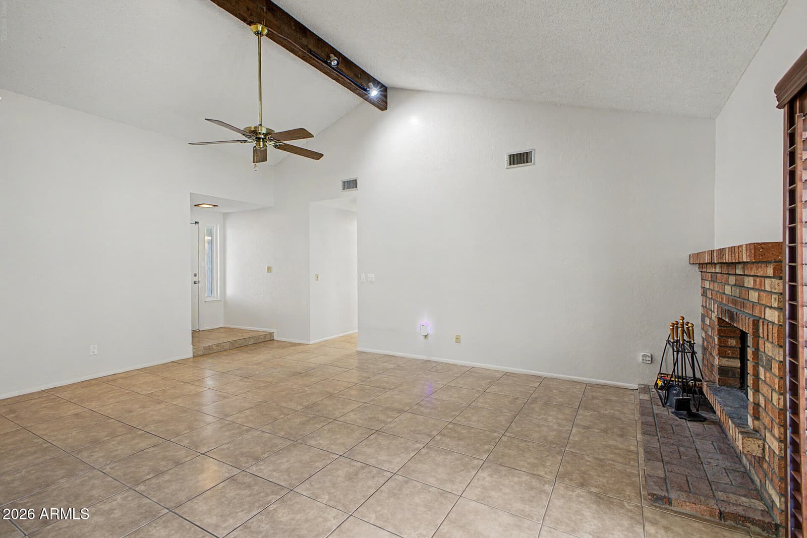 2208 E HEARN Road, Phoenix, AZ 85022 — photo 7 of 29