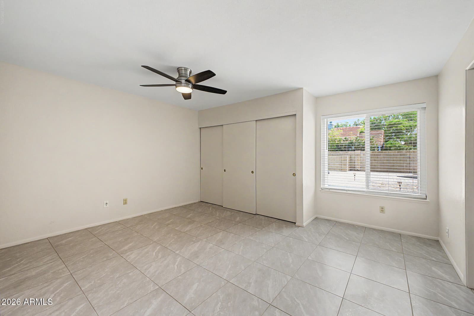 2208 E HEARN Road, Phoenix, AZ 85022 — photo 13 of 29