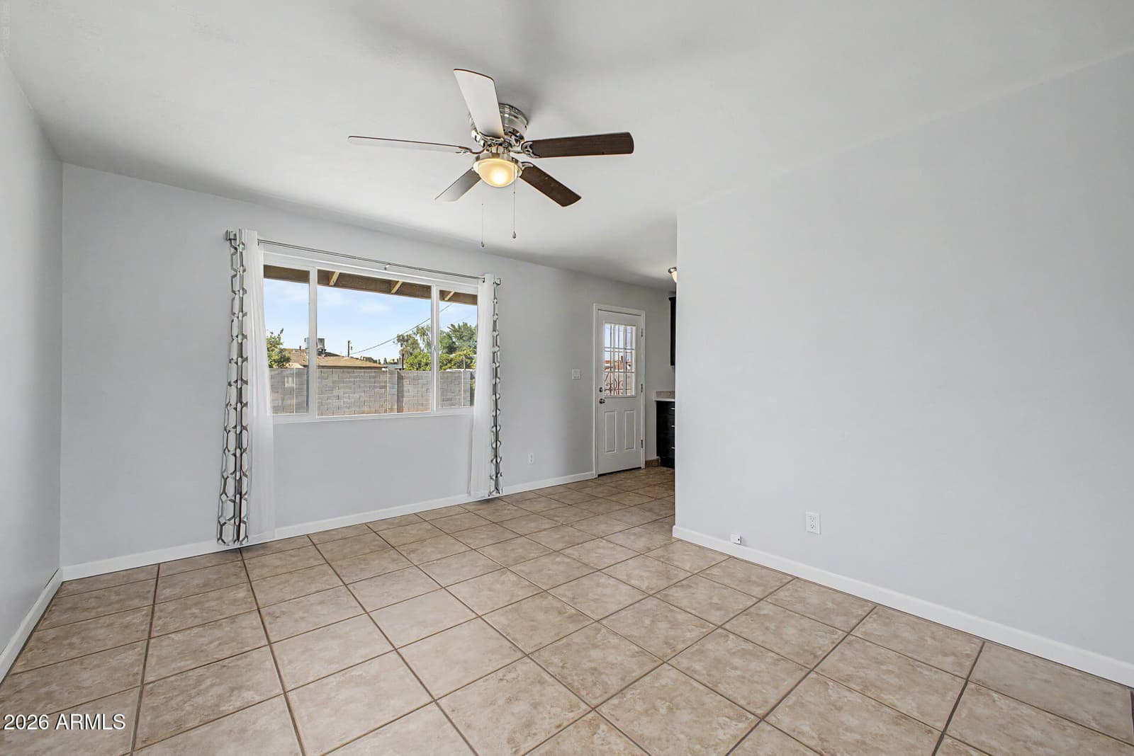 1332 W 7TH Street, Tempe, AZ 85281 — photo 4 of 17